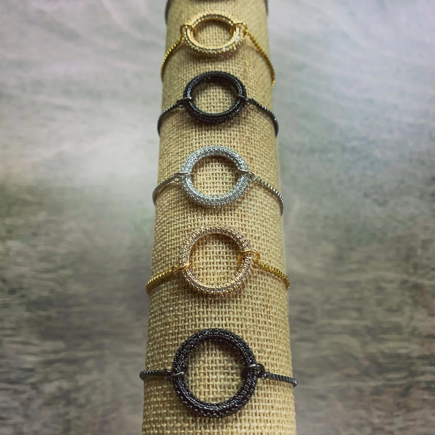 37A82D83-EFAC-42FC-A473-F6B7FCAFA0E2