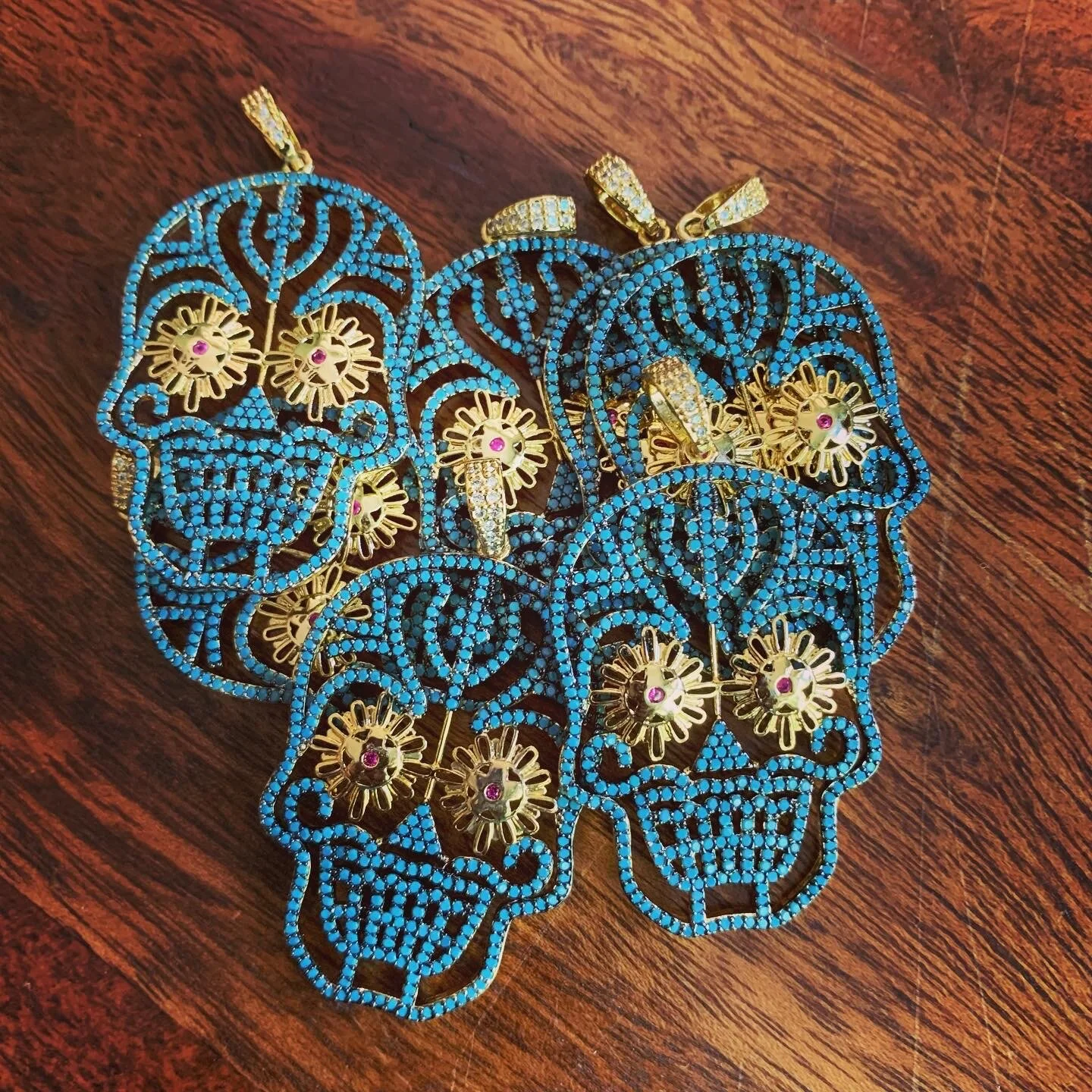 E1F8C58D-CDF8-433F-89C6-251E03DDE23A