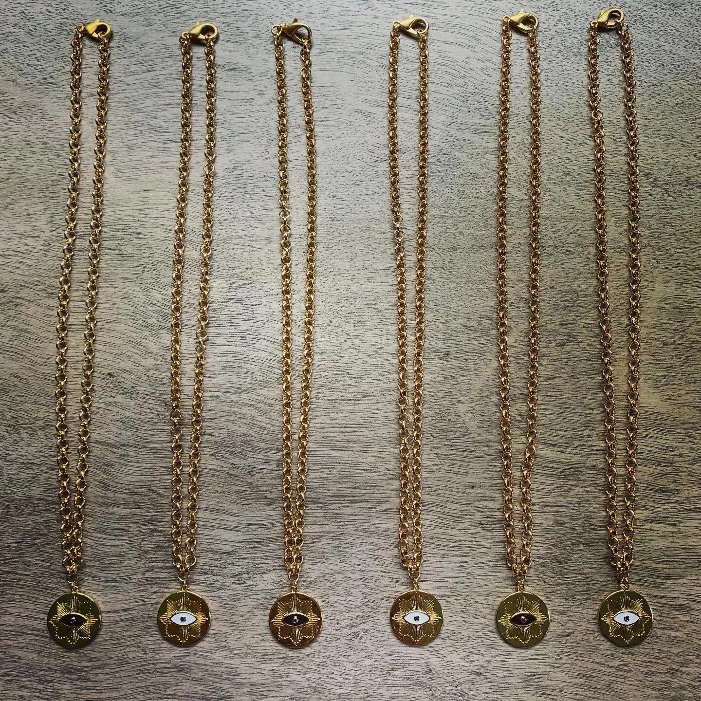 8D4A84C5-598F-4A85-9D61-CBA983E18276