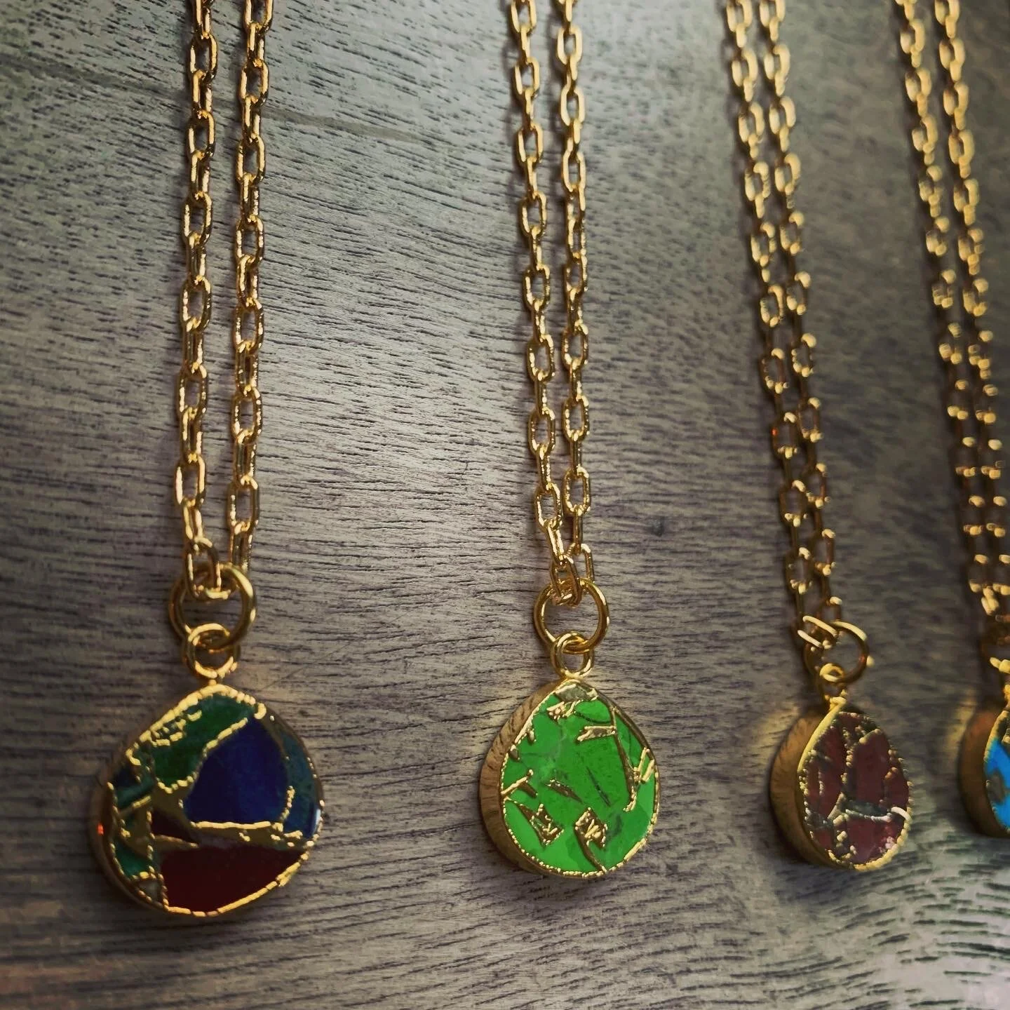 CFBC6AB9-EA1D-4E81-837F-3F364850E1E4