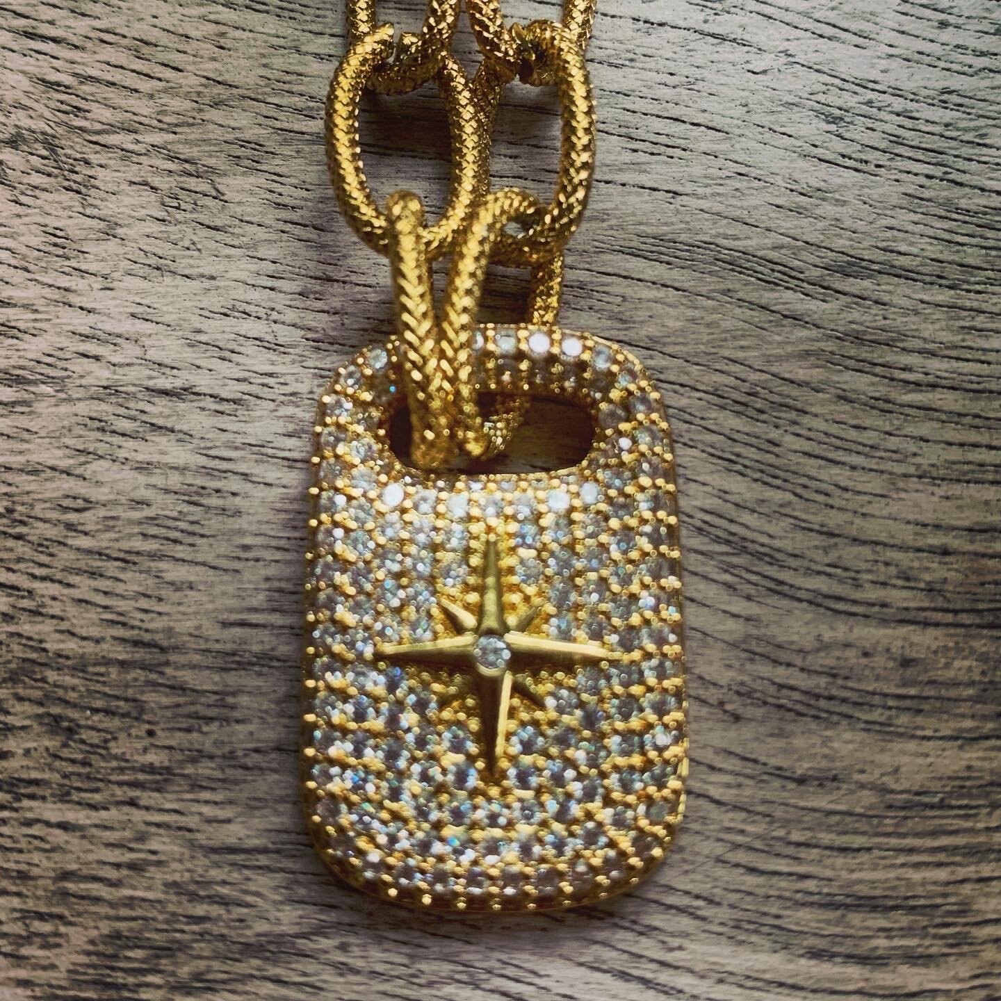 FDDAE769-B92D-4B39-B26A-1B611F91EE3E