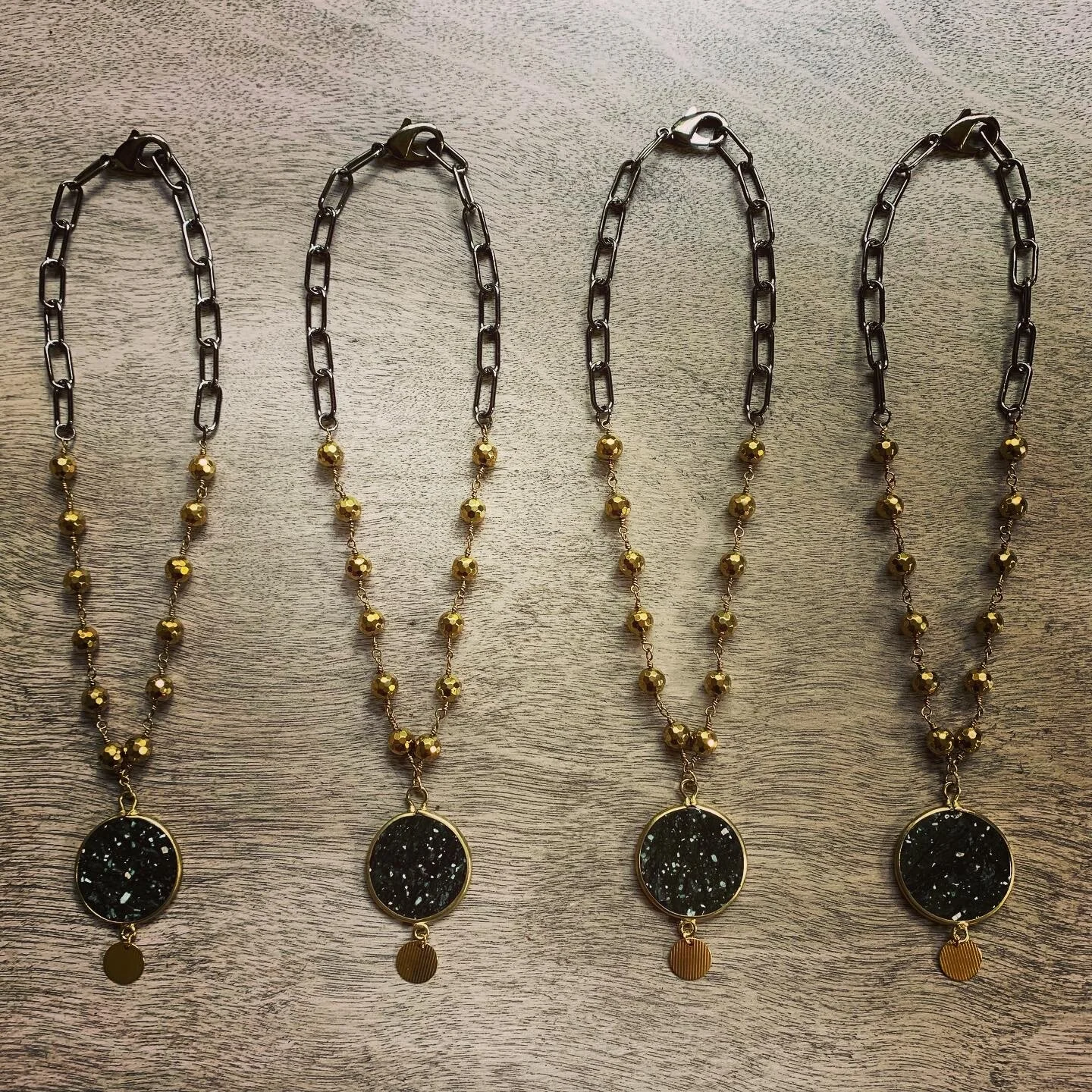 756B1FE4-BAF8-4A84-909F-3E30A0858F97