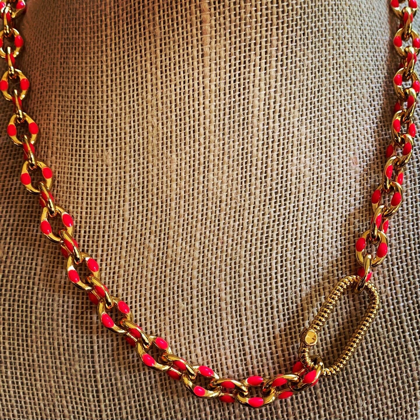 2A5C8C49-E69B-4B23-912C-1146777C47C9