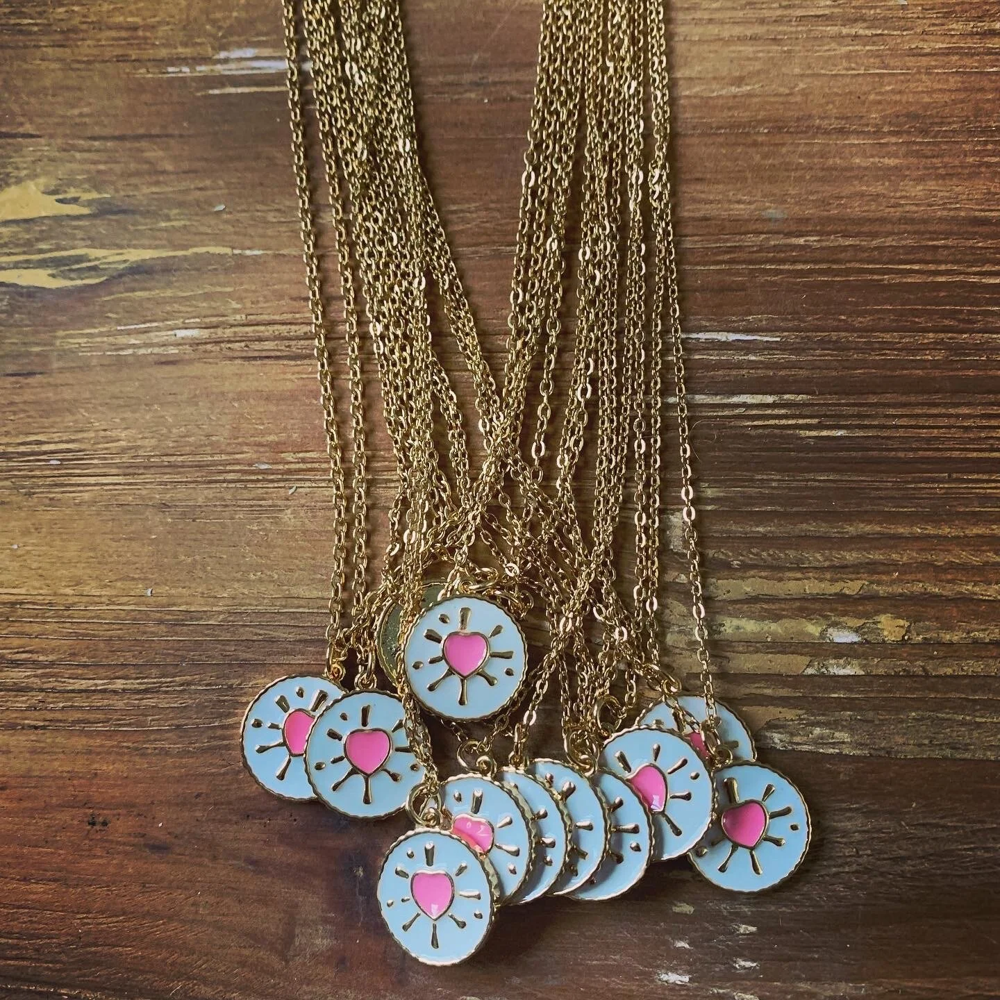 6FE4D628-1E2B-435E-A325-54E51E608836