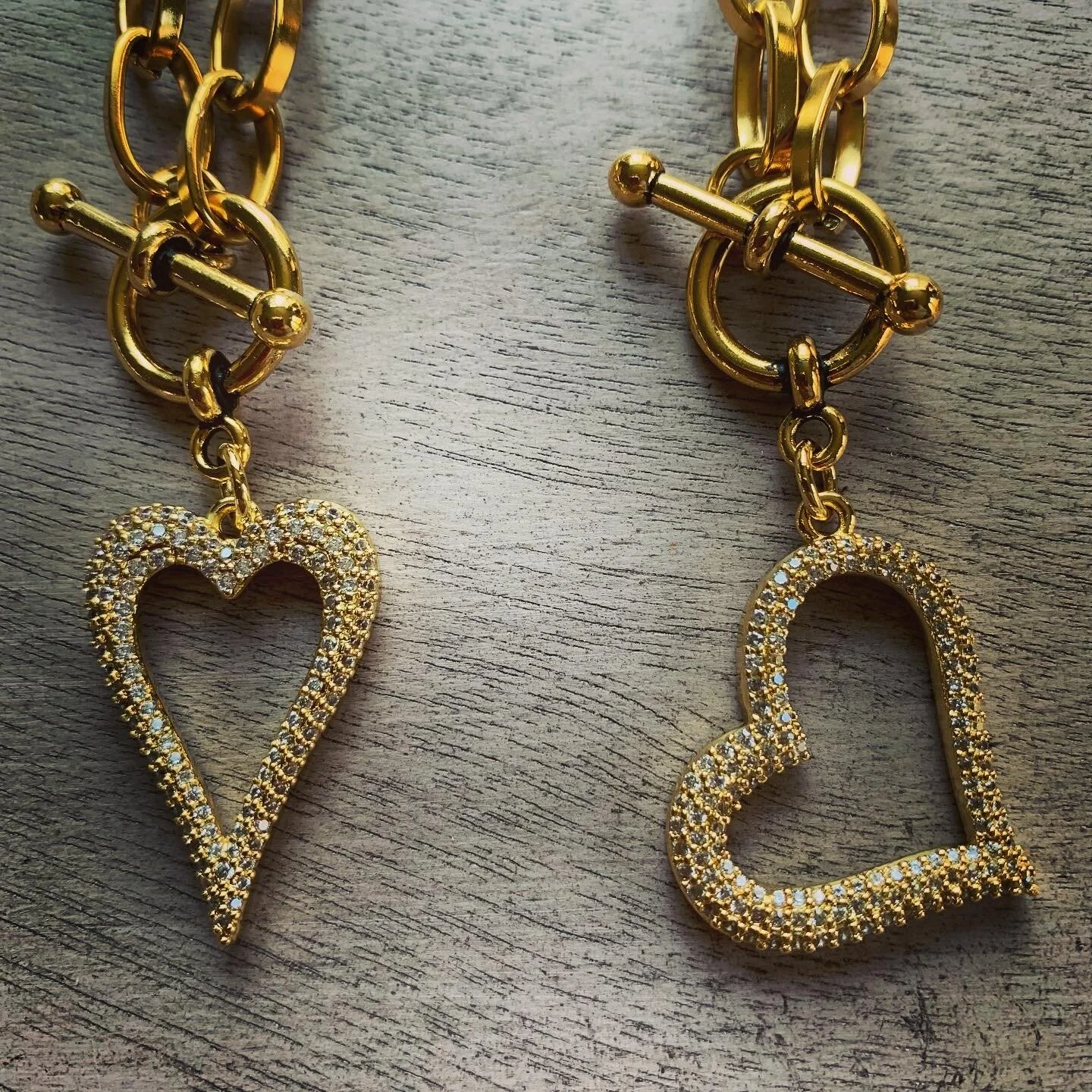 548E3F4C-FCF6-43EB-BA8E-100559CF2DB1