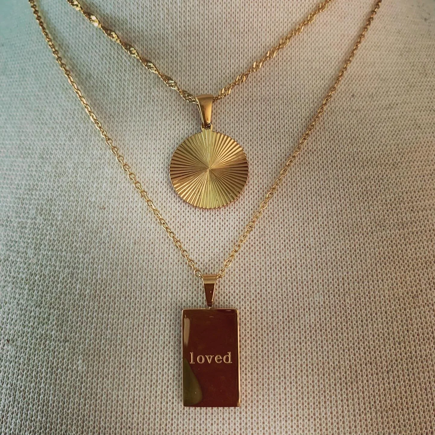 FDB22169-8D05-4F4A-ACCC-F9404527C4F6