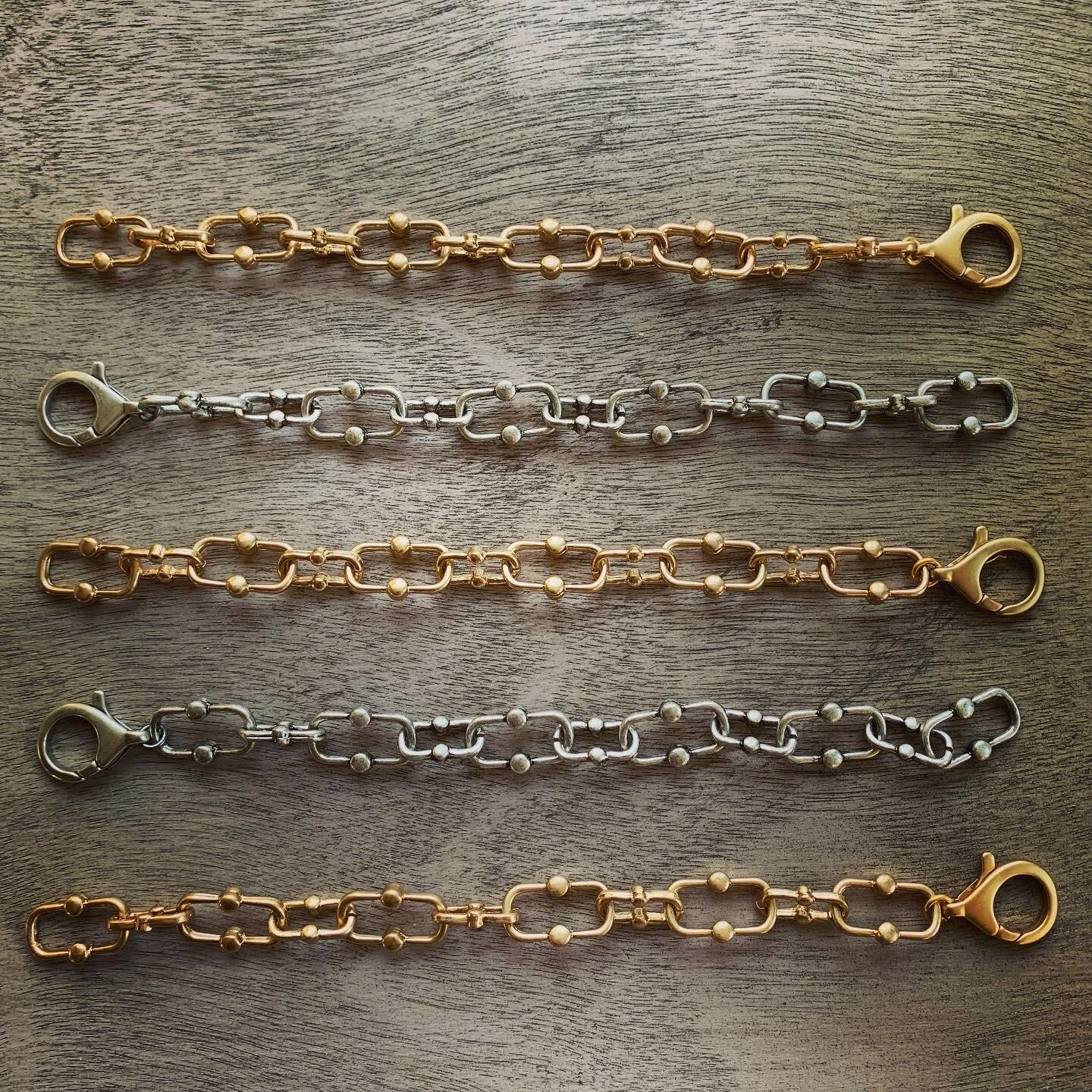 8CC3EE17-71B0-47CB-8F0E-BE2C804BAD6F