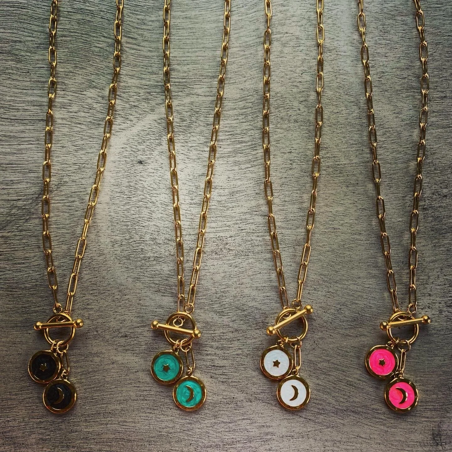 037FBFF2-DBF2-49F2-974E-42386E752A7A