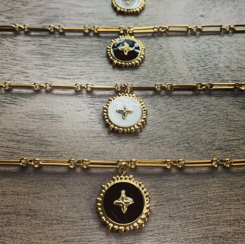 A2C69D22-FD98-4D54-9942-22155B13A086