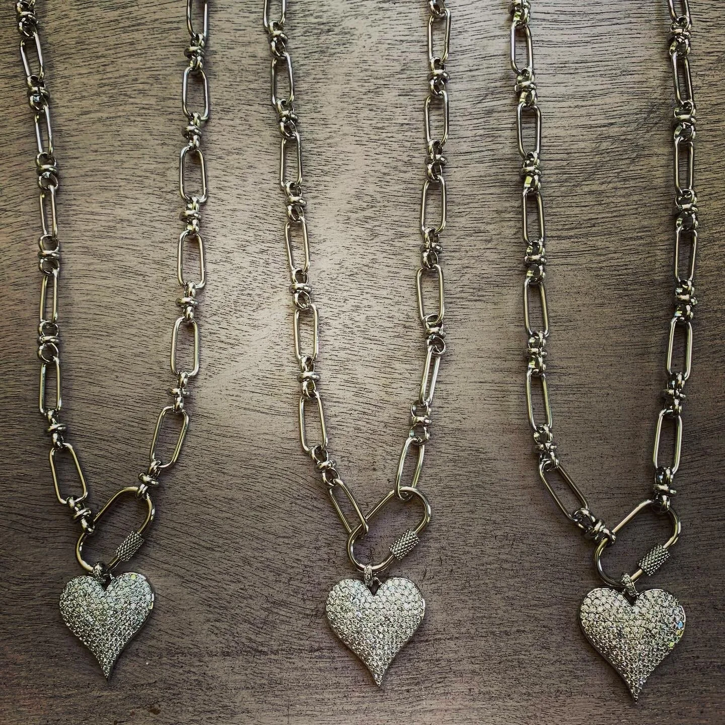 7048B25C-E729-4D4F-B232-ADD99AE4E87B