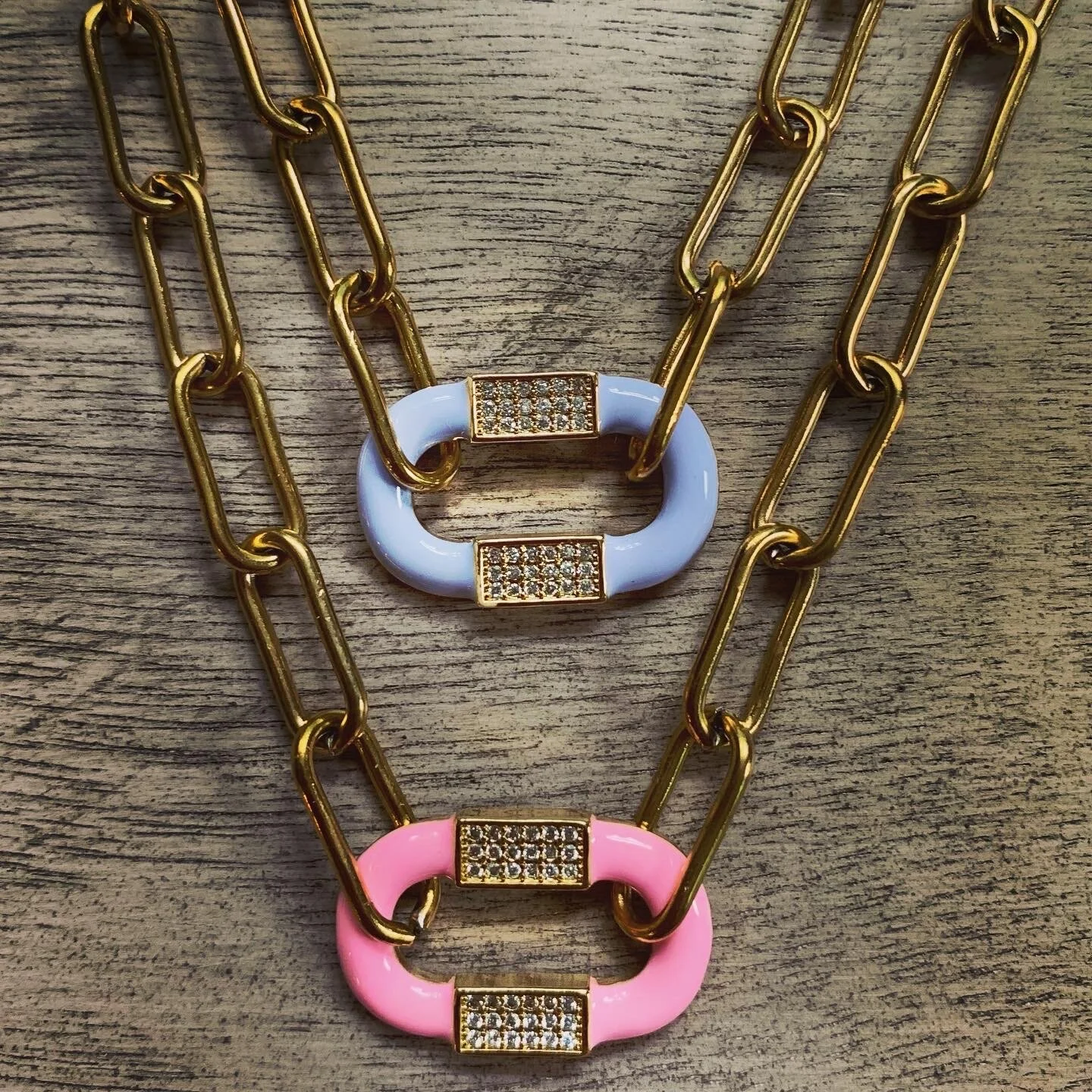 FFE49FFE-9B43-40EC-9A12-DC38C361E5C5