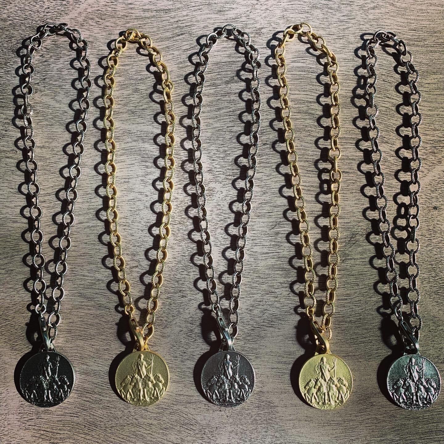 15DC9B6B-F1C5-4673-B3C9-1885C5C172FE