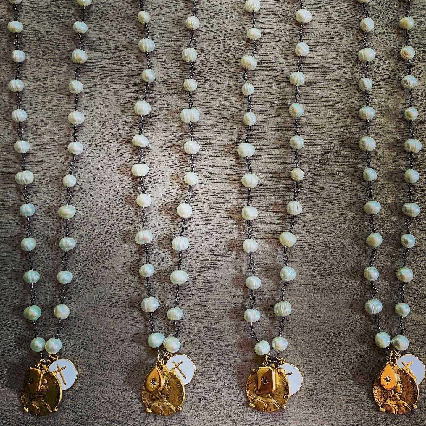 38E7FF8B-71BD-49E1-BC2D-3E6499ED5C42