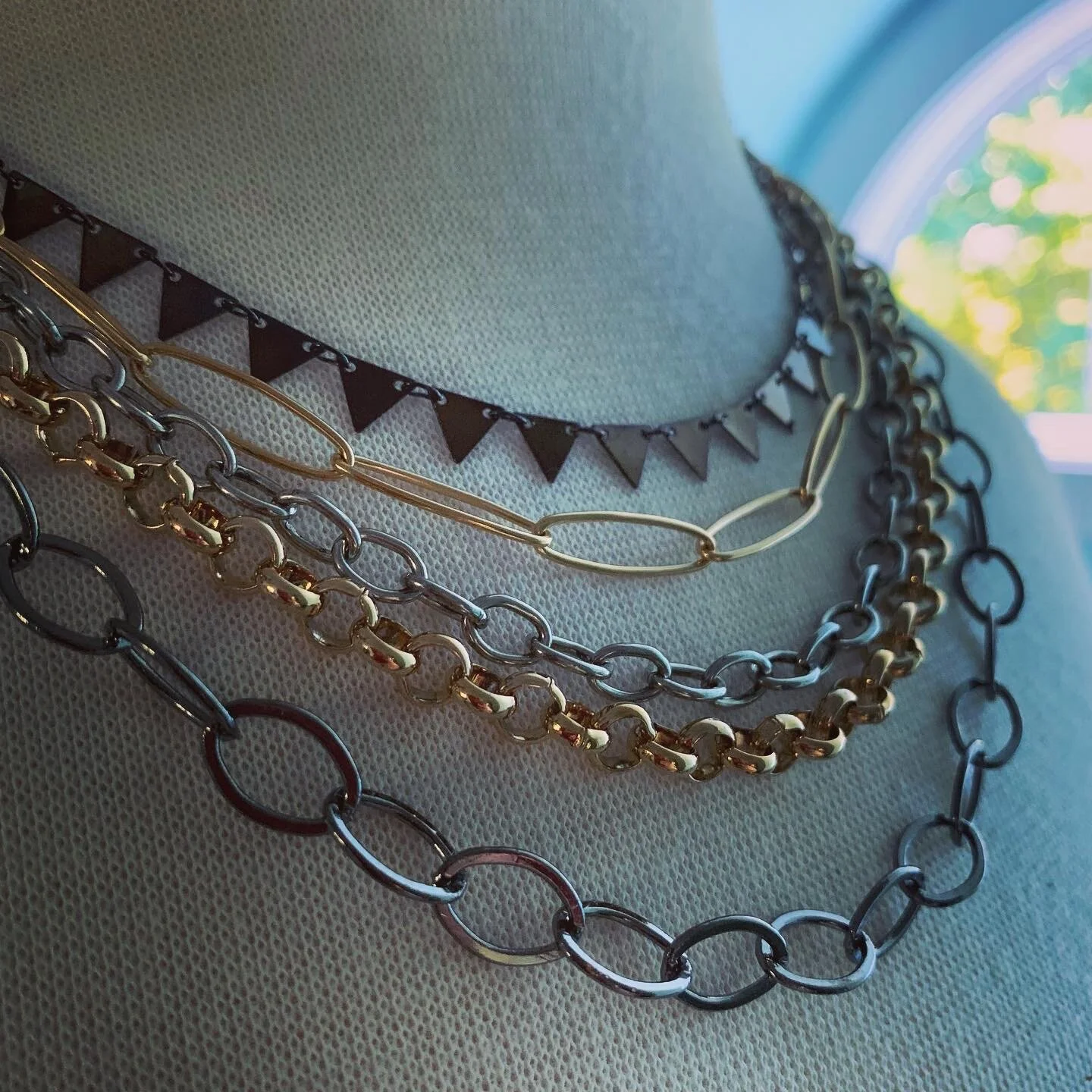 3F2B5F42-DF89-4740-B838-D3C55FDE9F29