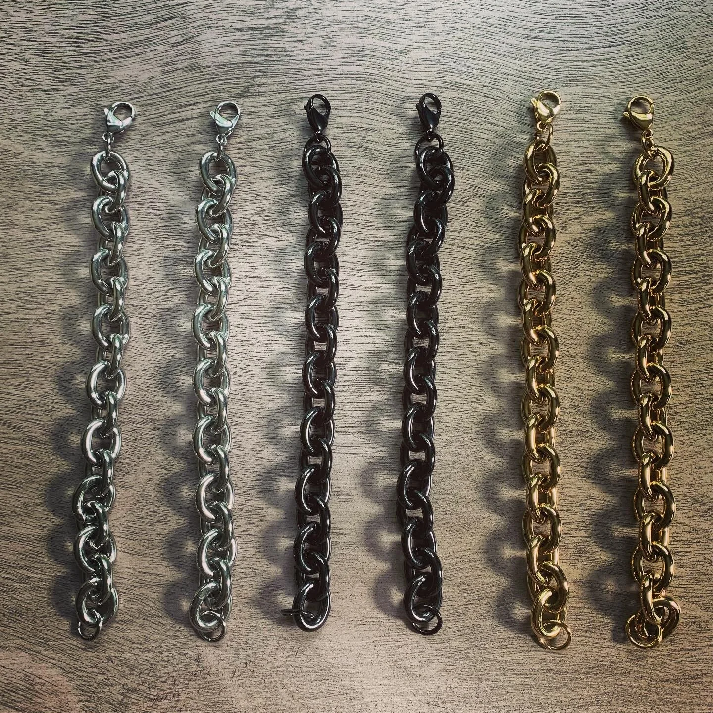 B37EF8E4-D192-4B05-ACD3-559037638DD6