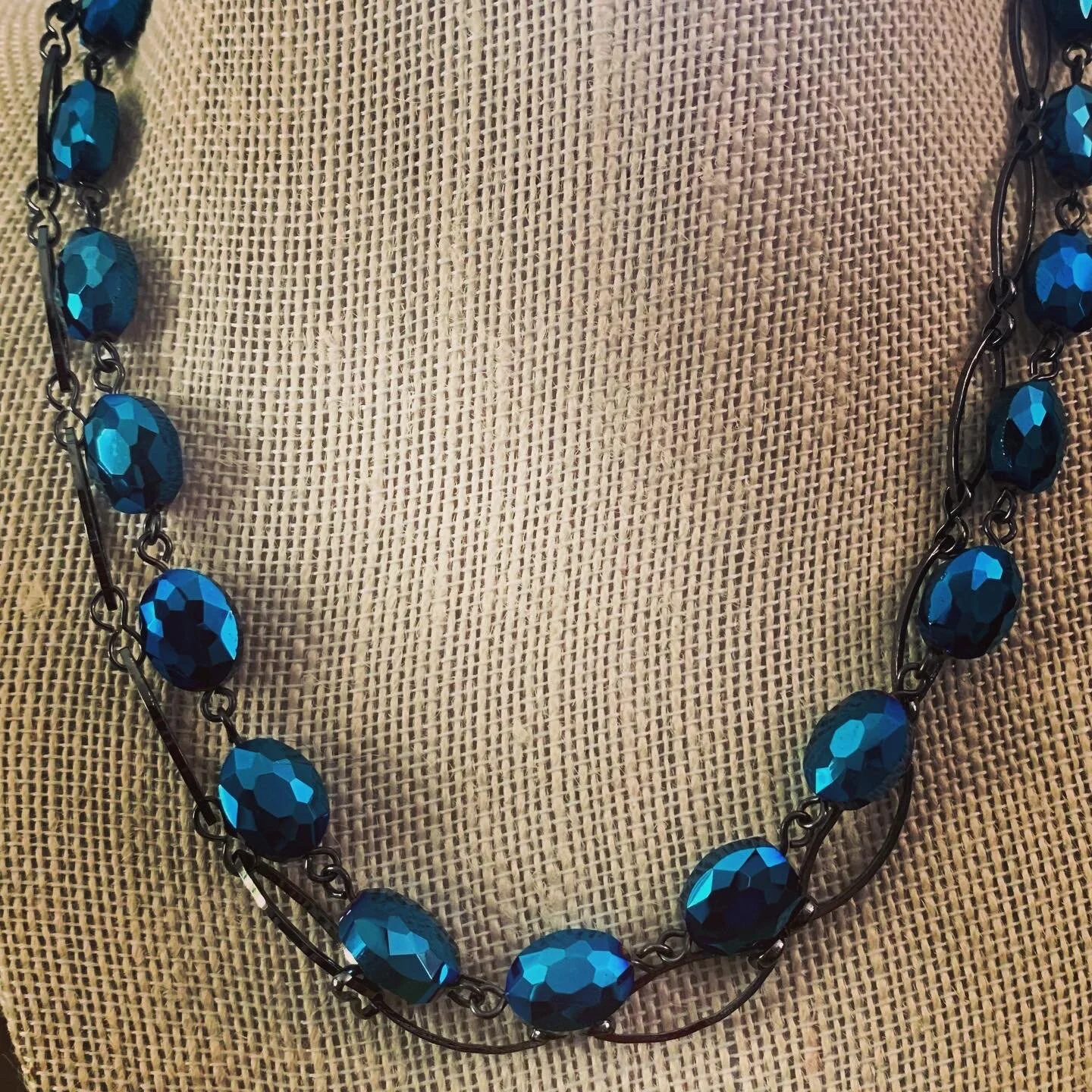 55E4BBF7-7BCB-47A9-B587-9BF24BC88412