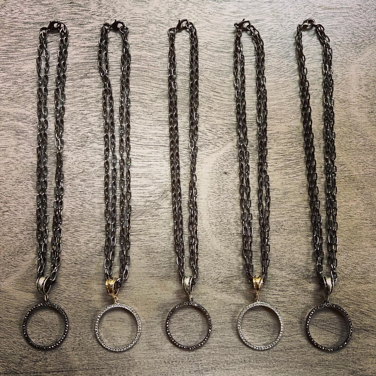 F9C17EF2-87BE-43C7-B575-BD883853695E