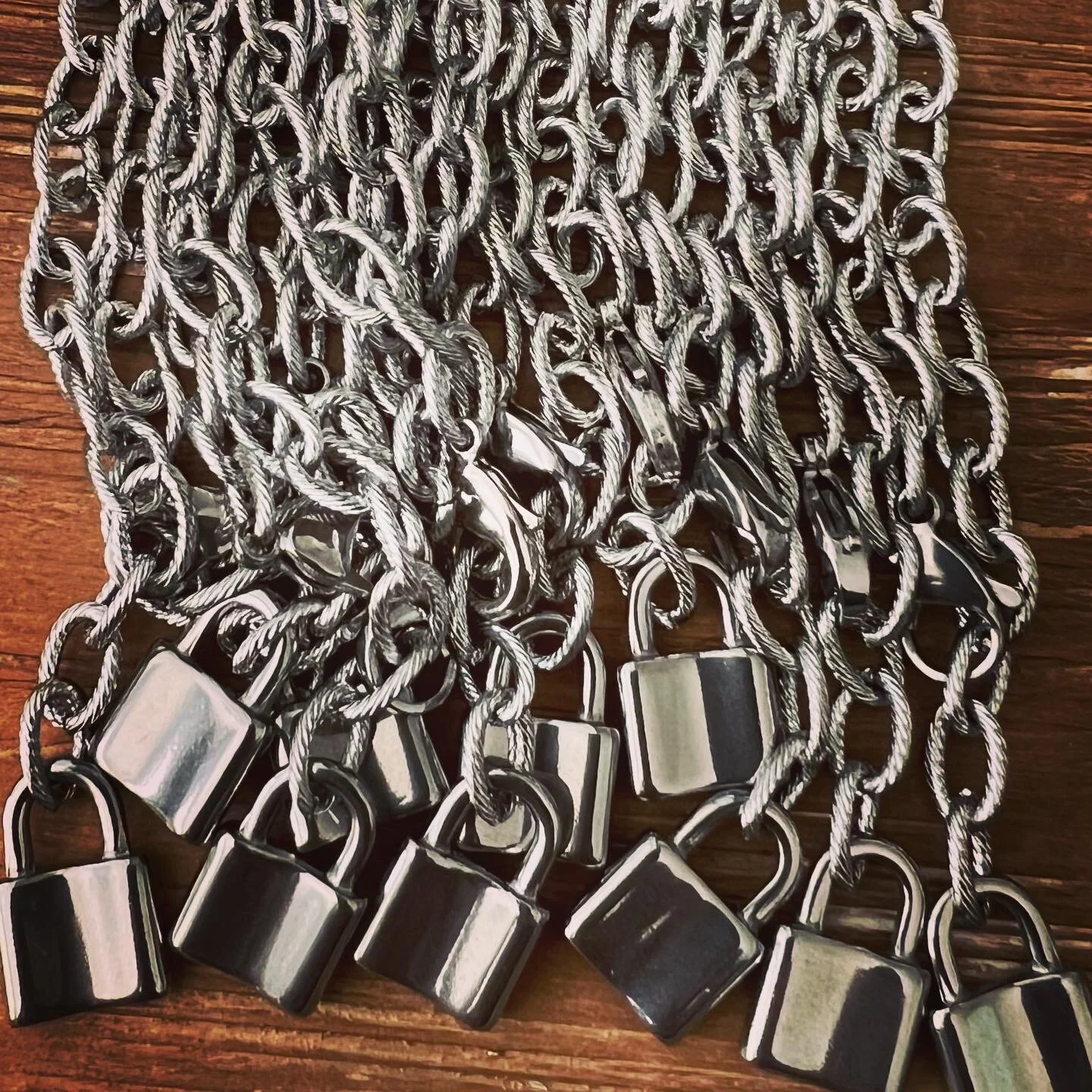 89EA5250-BF24-4149-9871-E65C8110F38E