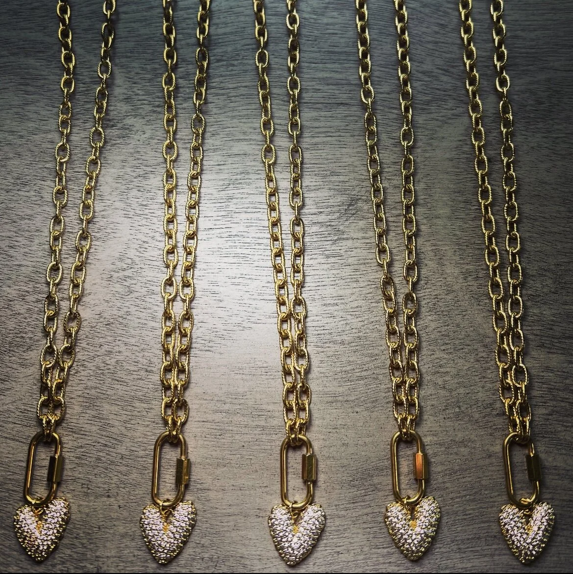 A1B883A1-91B1-49D3-A088-F70F74307AF0