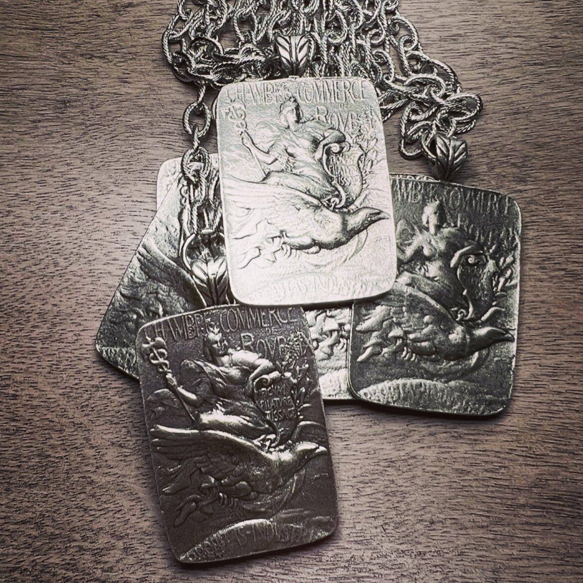 B859591E-C8C9-4152-8781-F5F820BE52B6