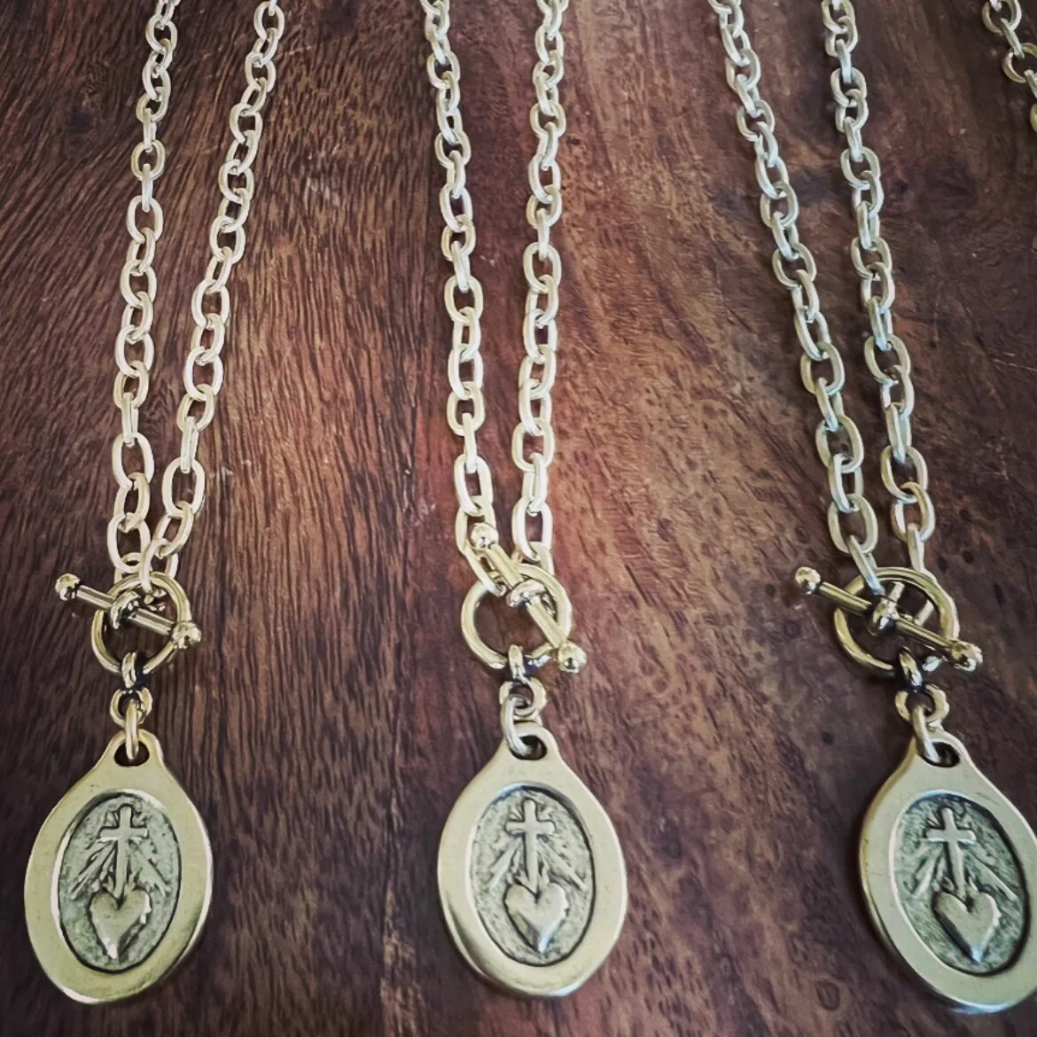 F9E19861-D72C-4225-AE17-B6319786352A