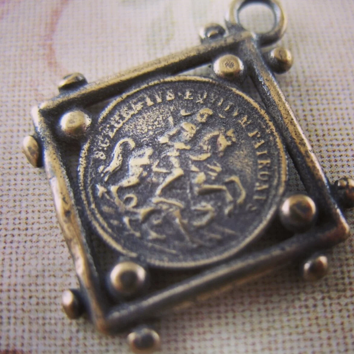 0F80F232-D0C5-4D9A-A79B-F670FB2ACBC1