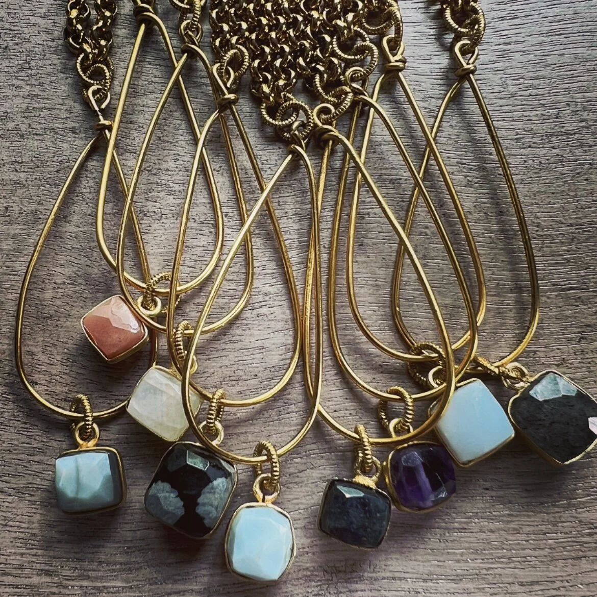 5F765B04-700B-4109-83F6-9B11C0EC396D