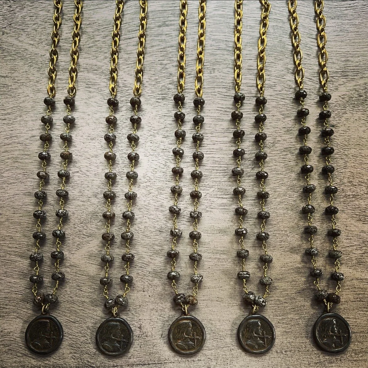 12A97FA2-4C6B-4B0A-B13D-C9A37E13B0EF