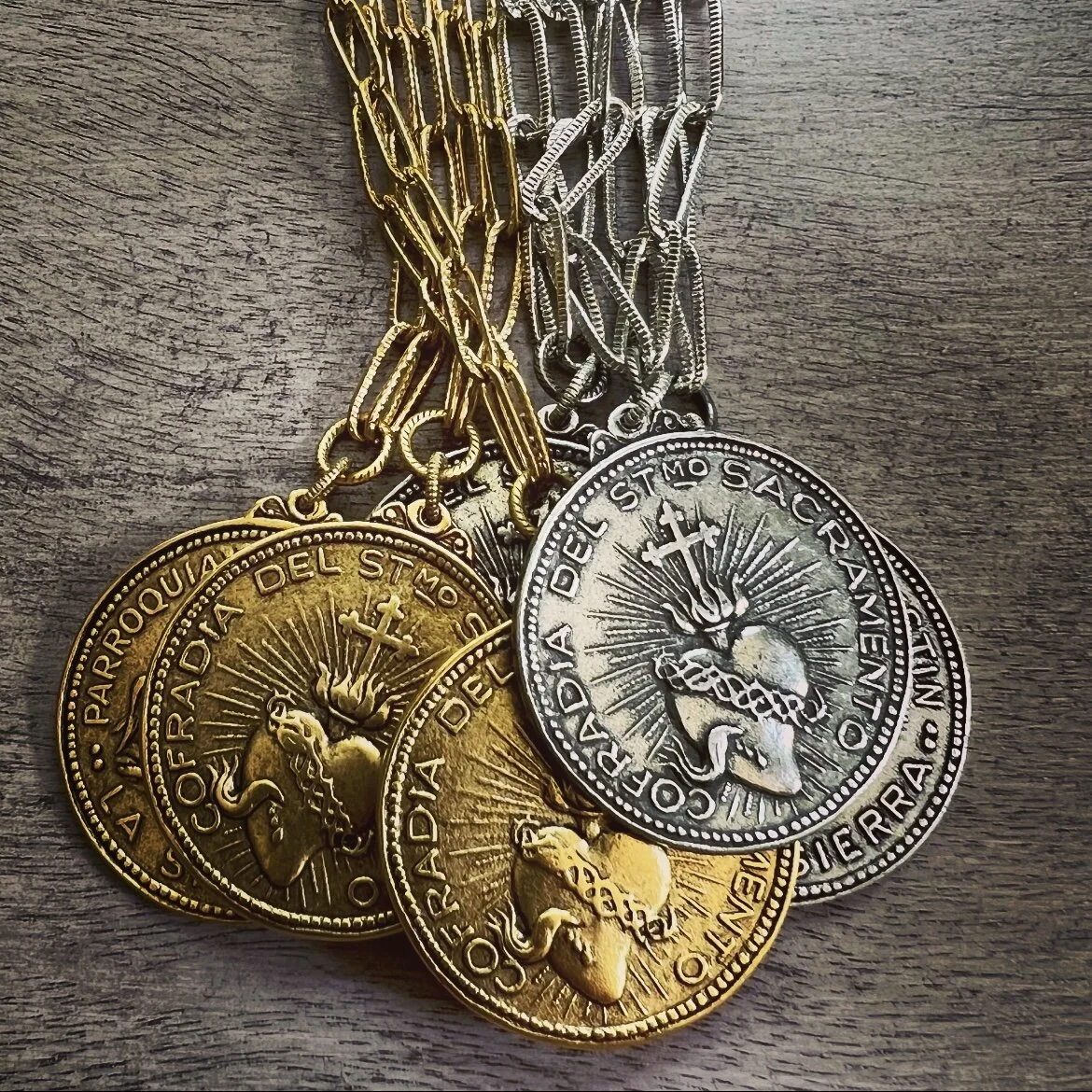 B0A27BD8-15C6-4972-9A22-93E6F90934F5