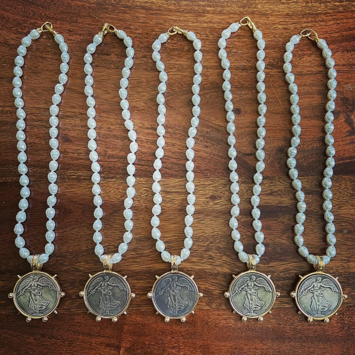 5FA56408-E309-489F-B5F3-9ABFA666393F