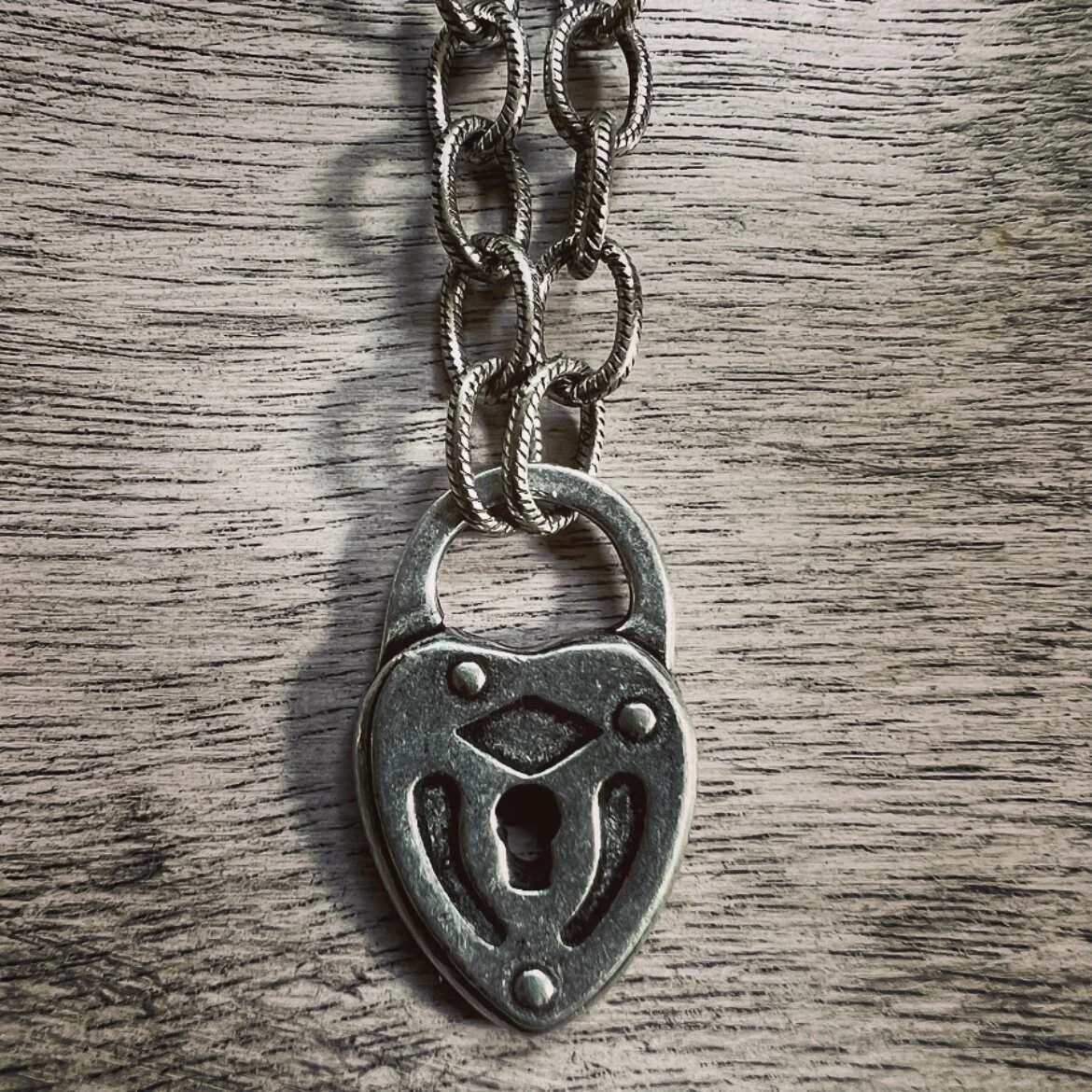 5D8BA38A-4E31-4258-8FD1-DAF27D8D8173