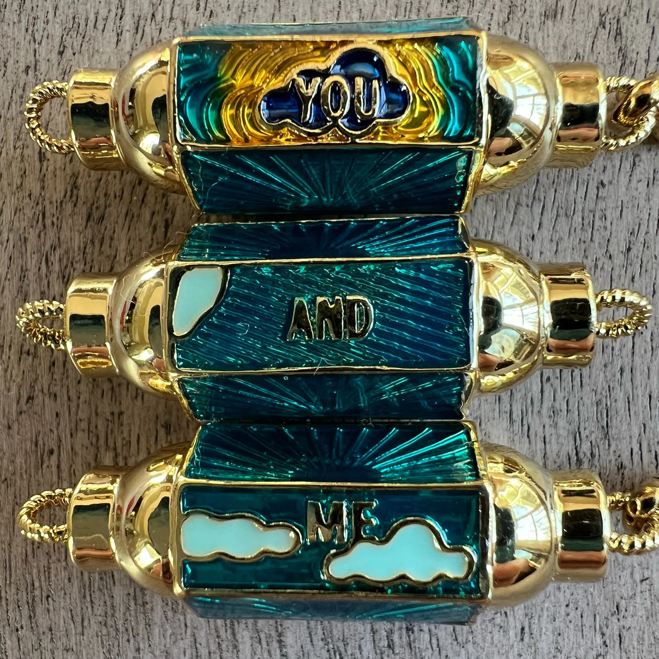 F84D425B-4959-4C08-B11B-45800F7DC965