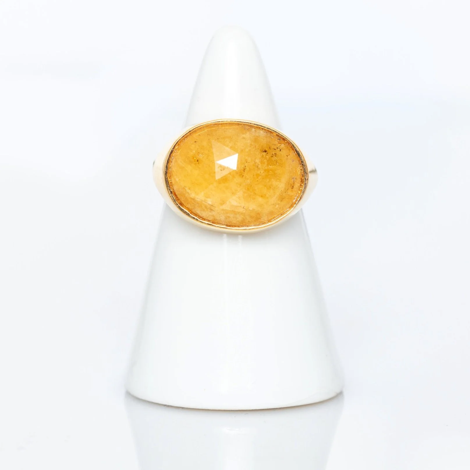 Anillo Sello Safiro Amarillo