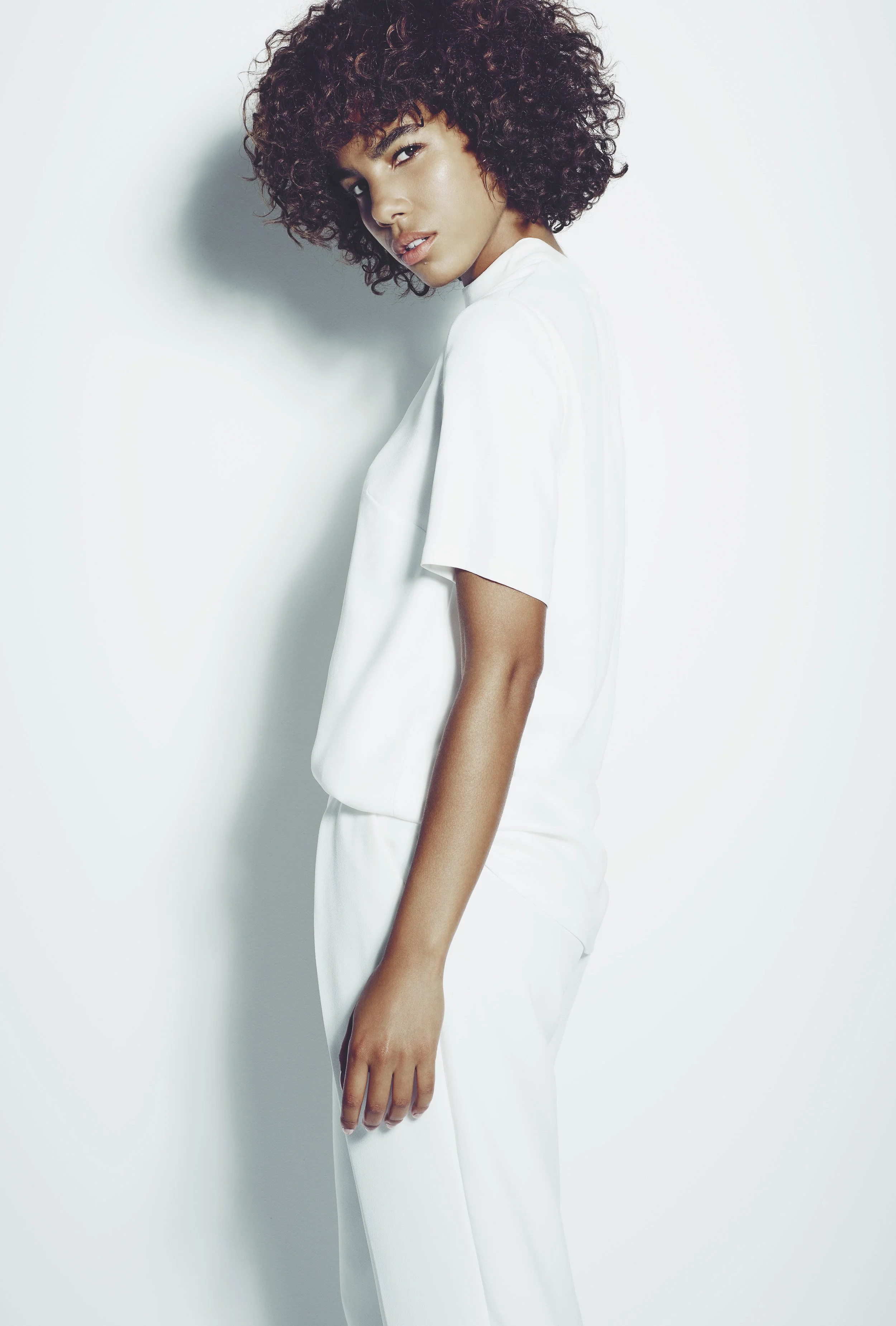 160916 Shot05-041FINcrop For Laying out.jpg