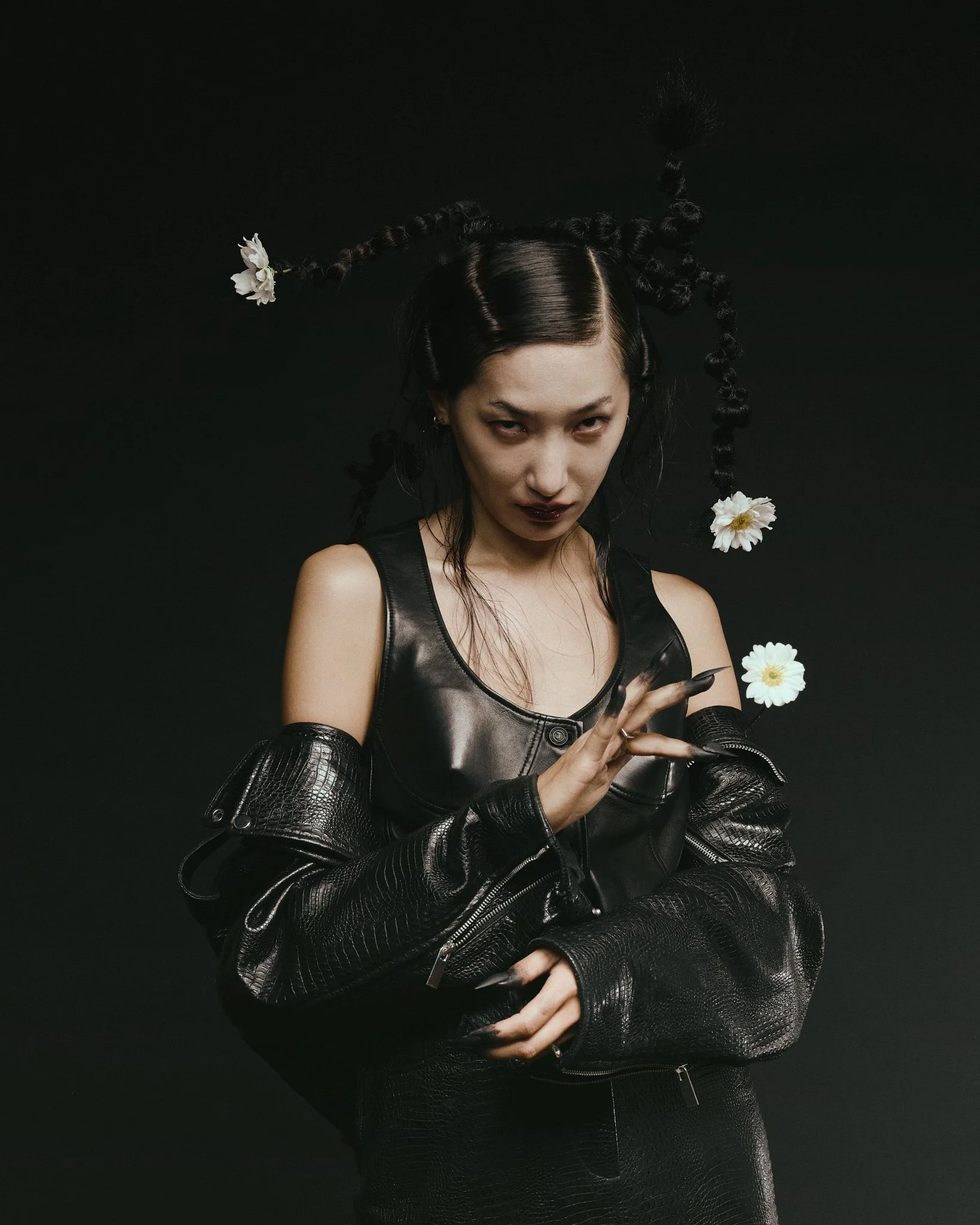 ￼Sh03-Witchcraft-TonyTran-48596.jpg