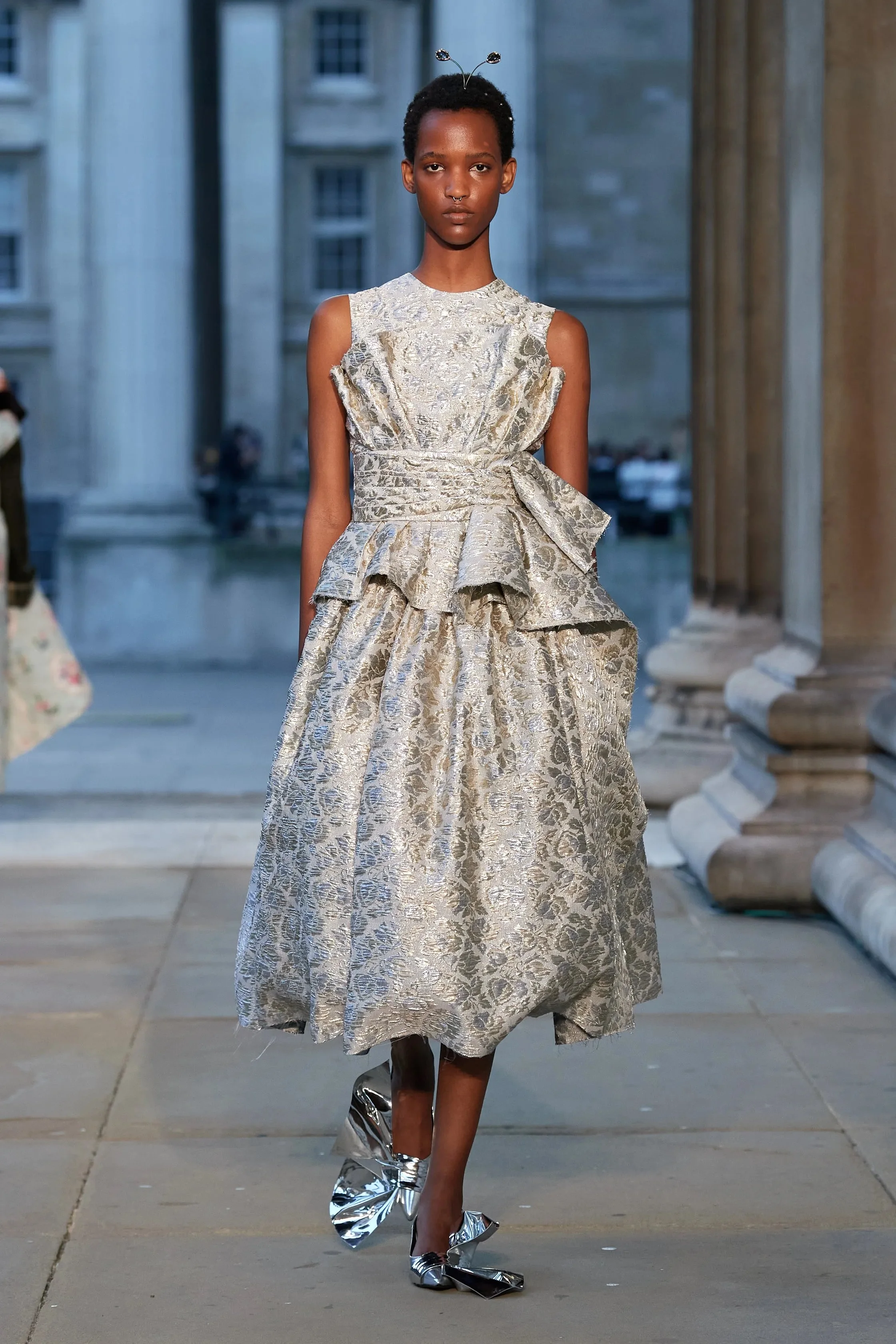 00005-erdem-spring-2024-ready-to-wear-credit-gorunway.jpg