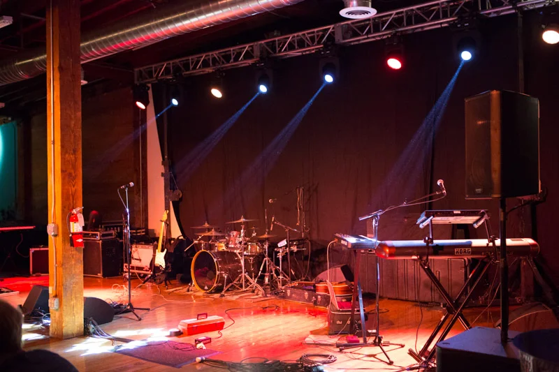 The stage setup from Luners was ready to rock!