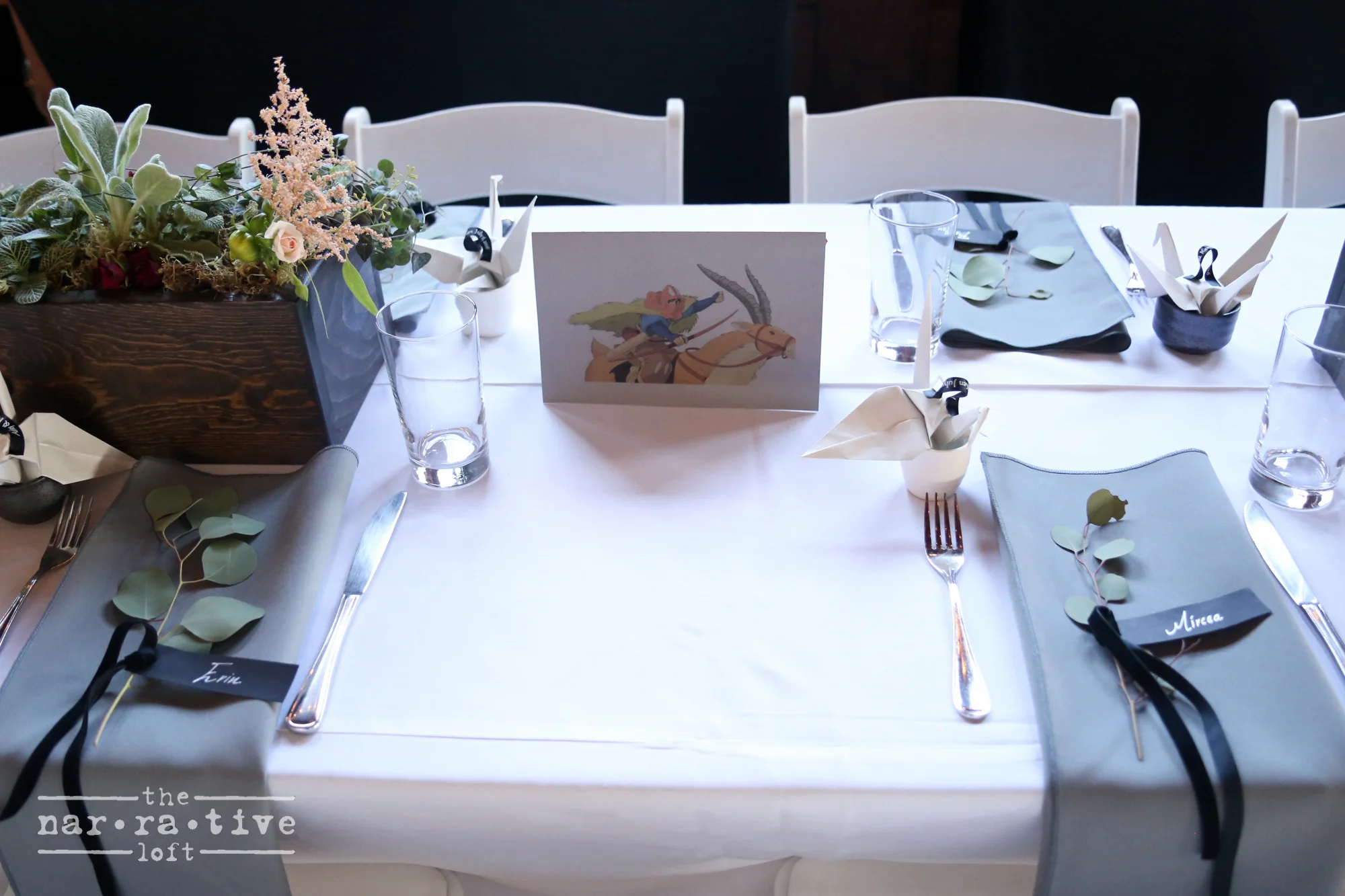 Anime drawings, a gorgeous neutral color palette, and natural foliage. So pretty!