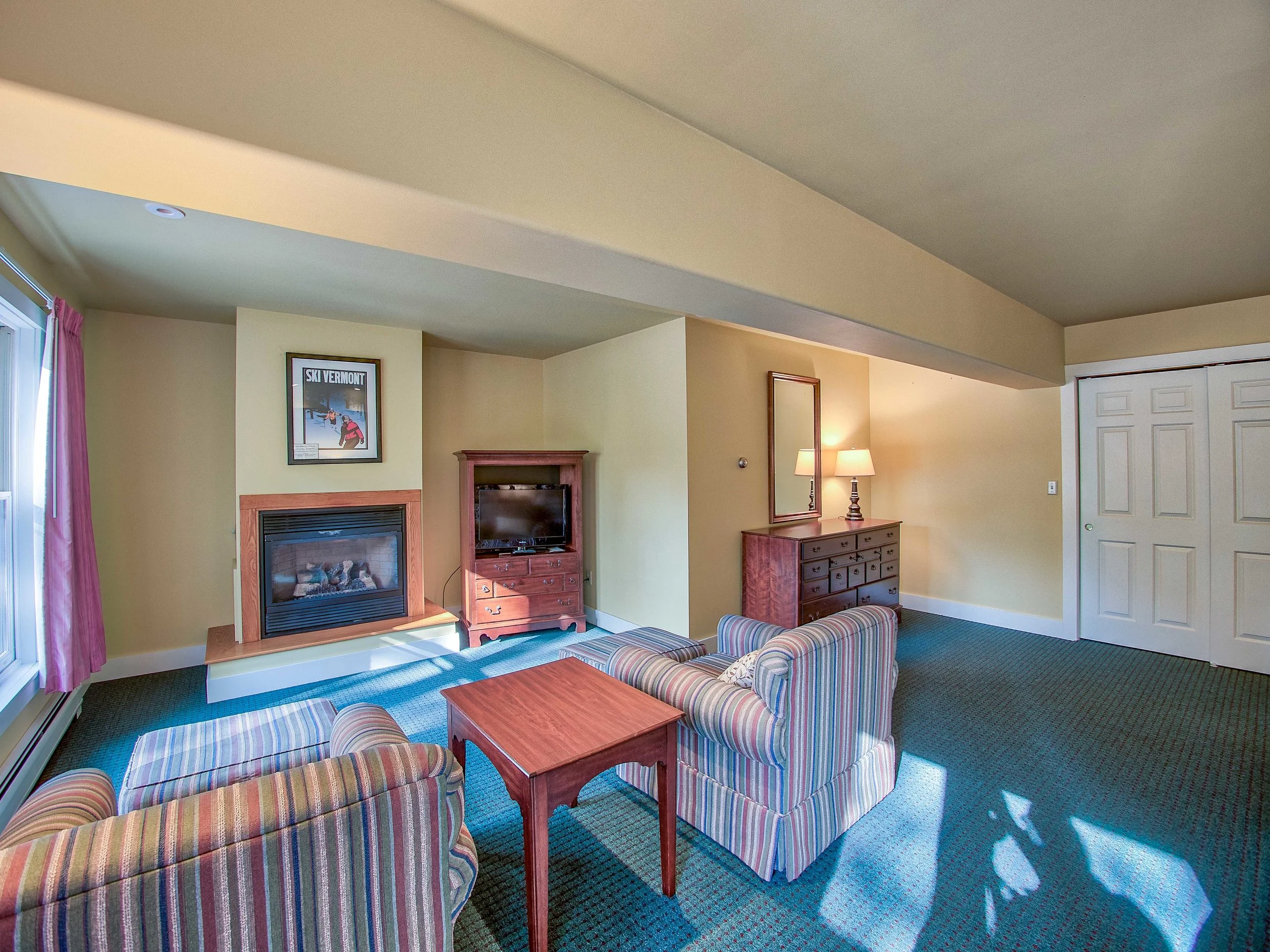 Birch Glen Interior-6.jpg