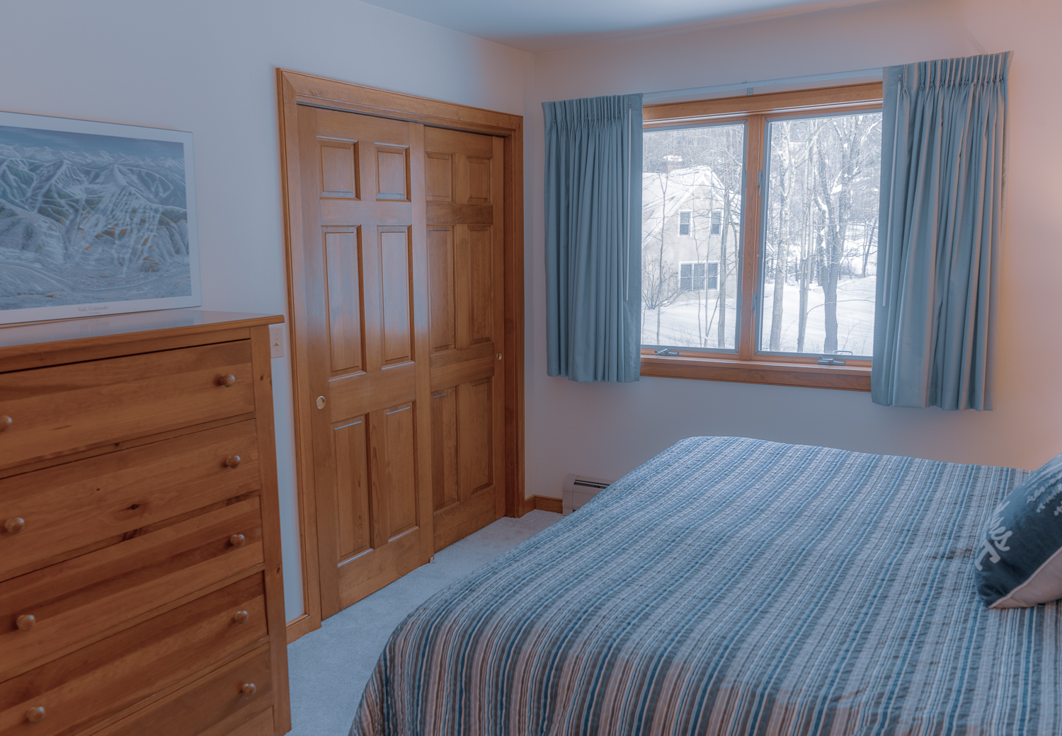 King Room Bed.jpg