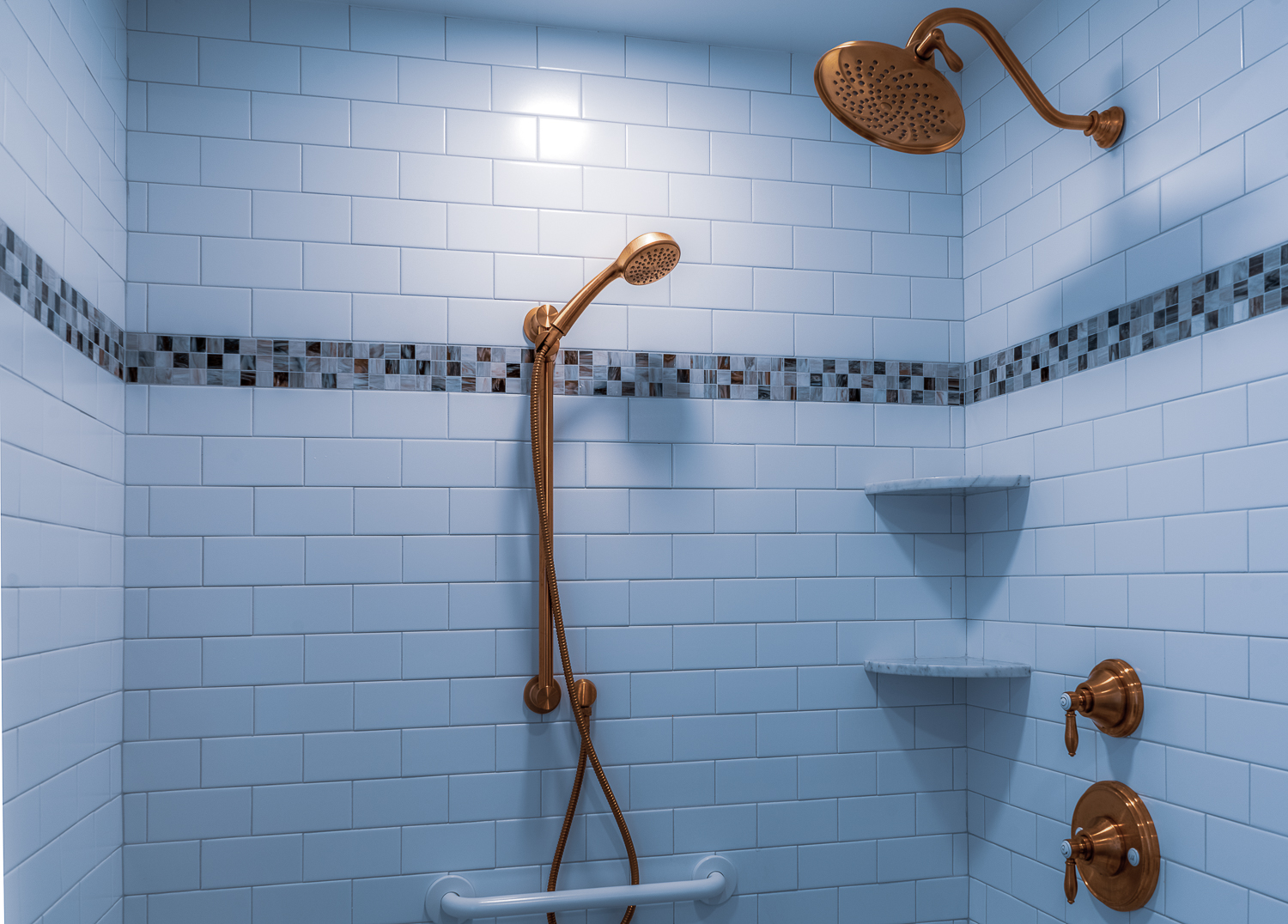 Walk-in master shower.jpg