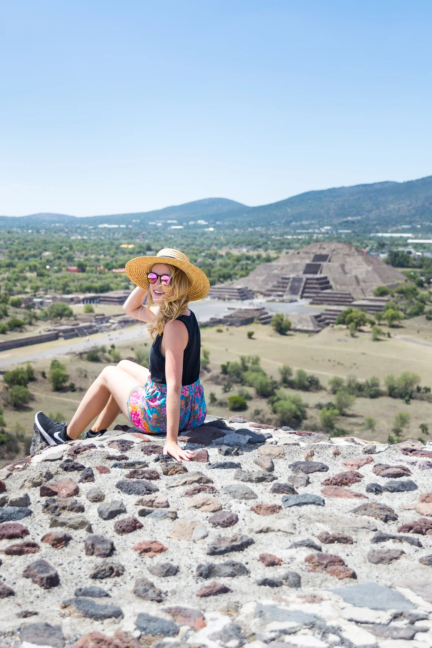 Mexico+City+Teotihuacan+Pyramids+Pattern+Shorts+Casual+Summer+Outfit-9.jpg.webp
