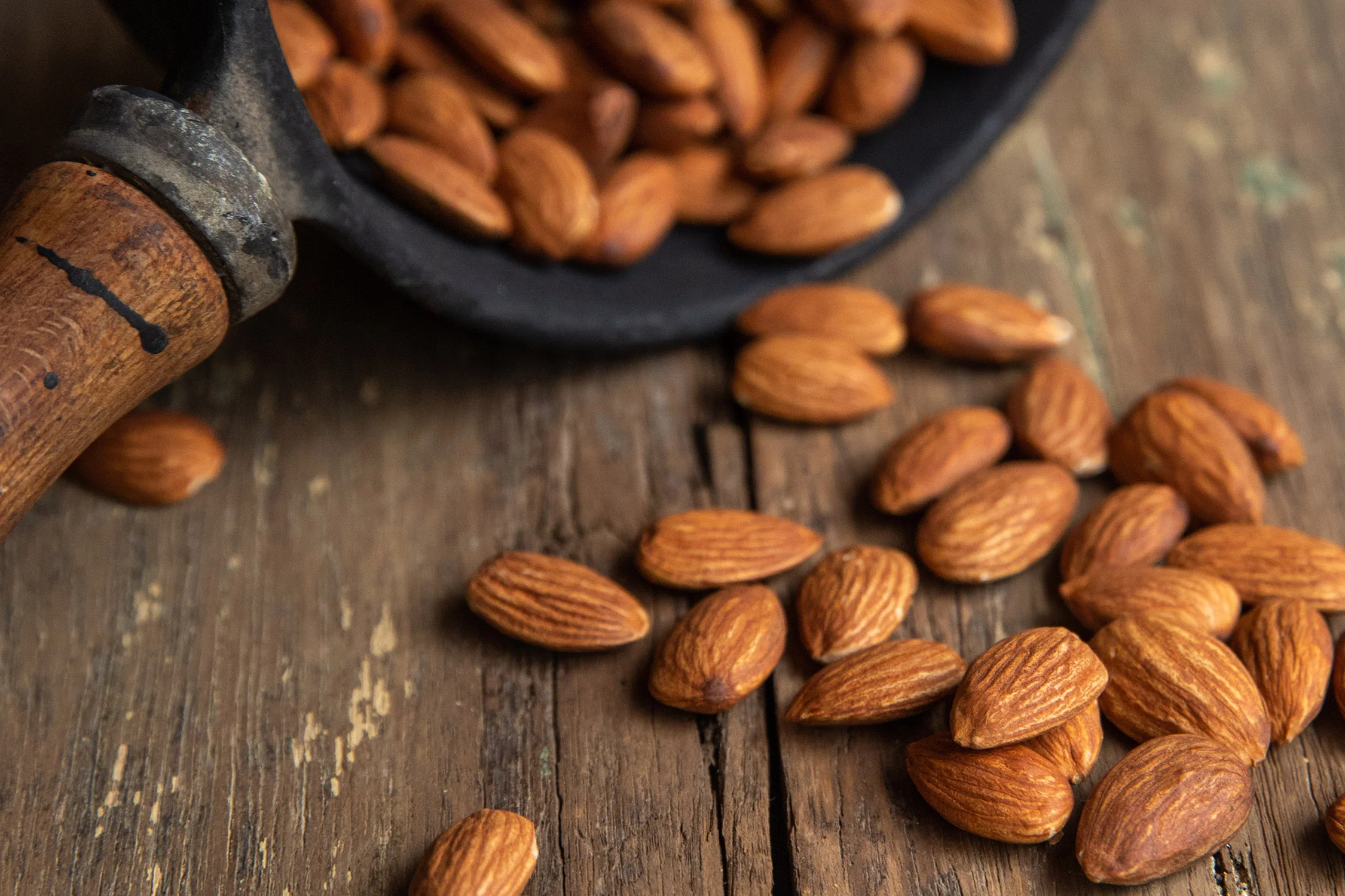 Almonds Roasted -small (4).jpg