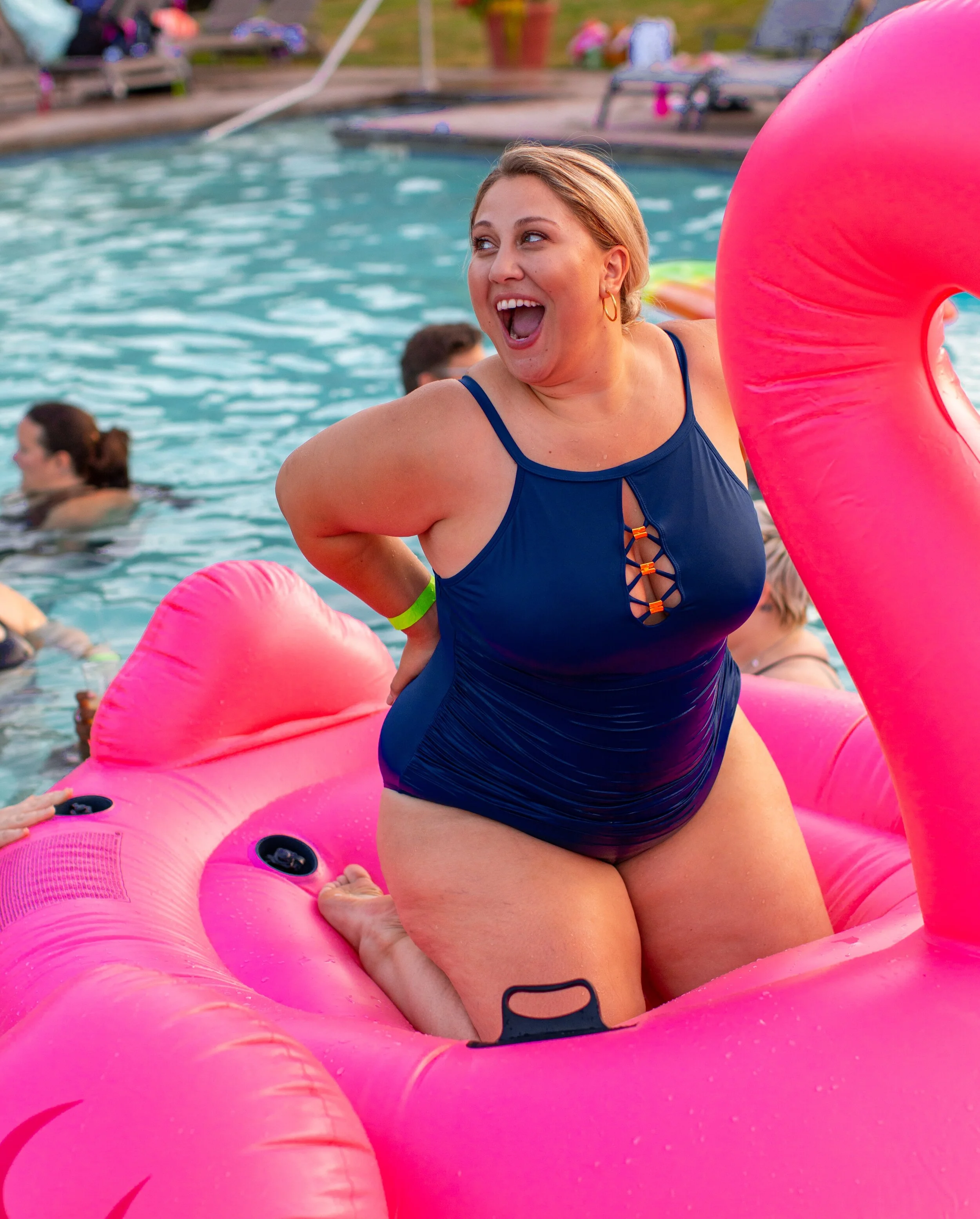 allgo-an-app-for-plus-size-people-kCE2oN4wF2E-unsplash.jpg