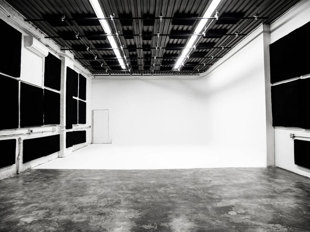 Studio 1-cyc.jpg