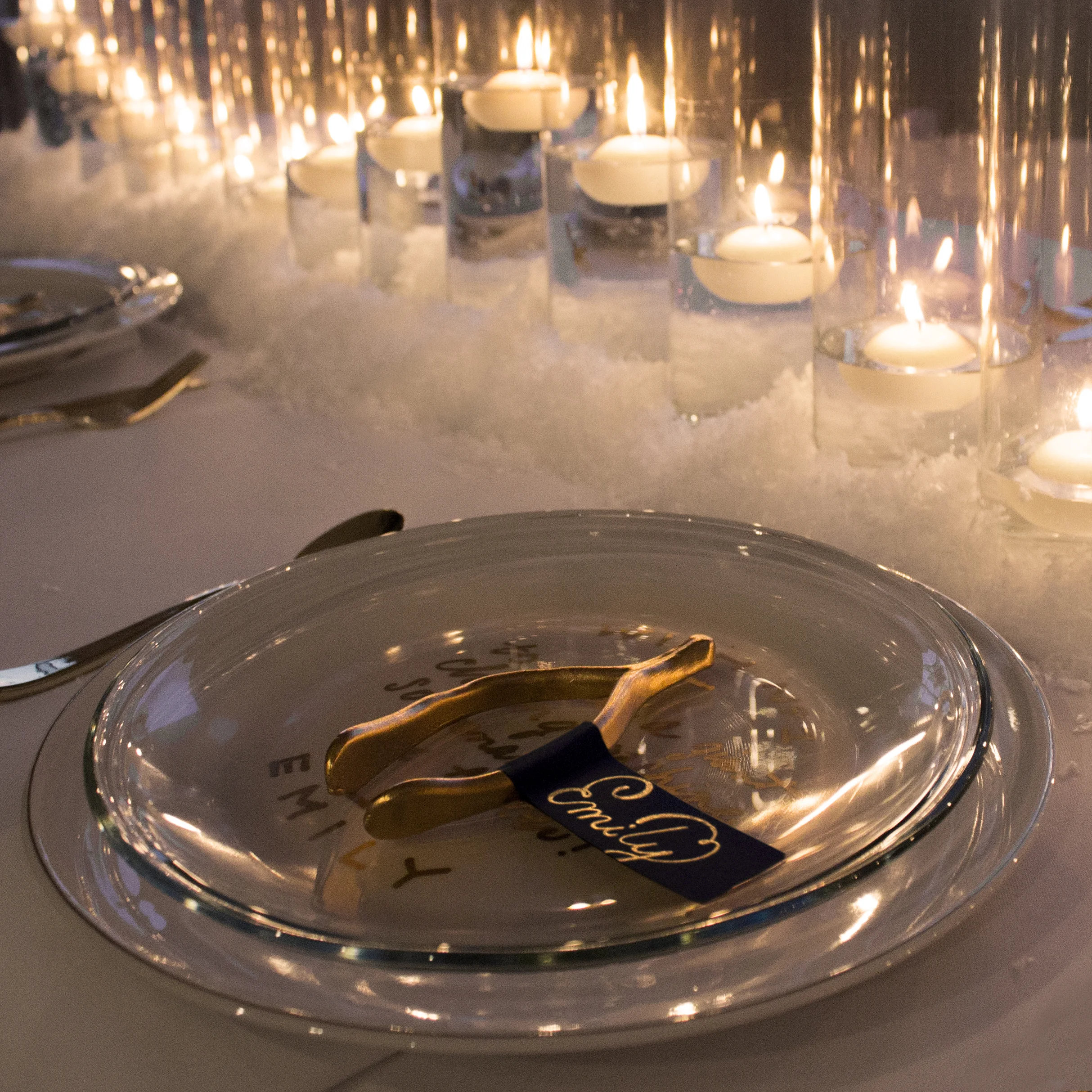 Friendsgiving 2015 | Navy, White & Gold Holiday Dinner | Sugar & Gold