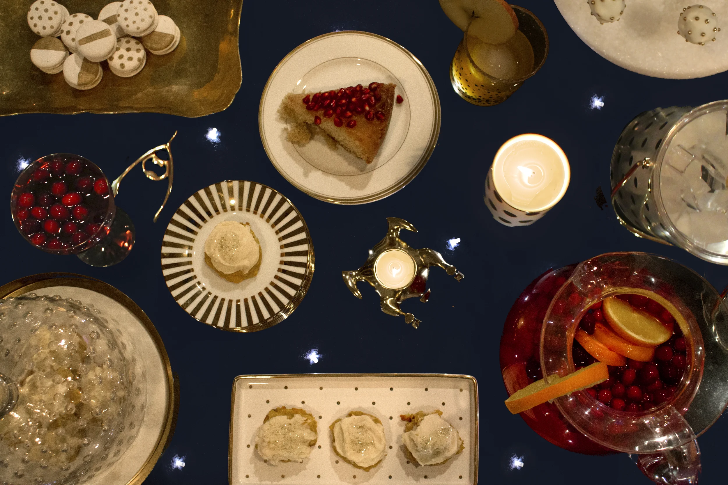 Friendsgiving 2015 | Navy, White & Gold Holiday Dinner | Sugar & Gold