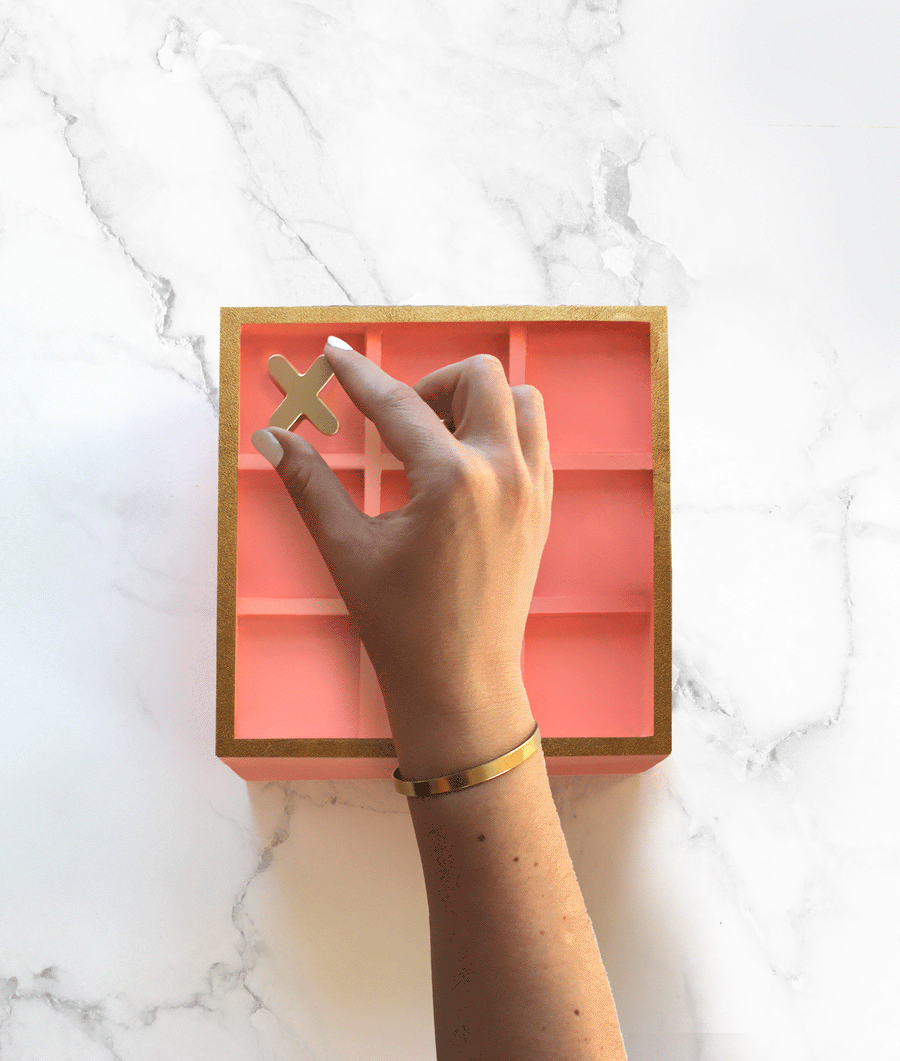 Tic-Tac-Toe Valentine Box