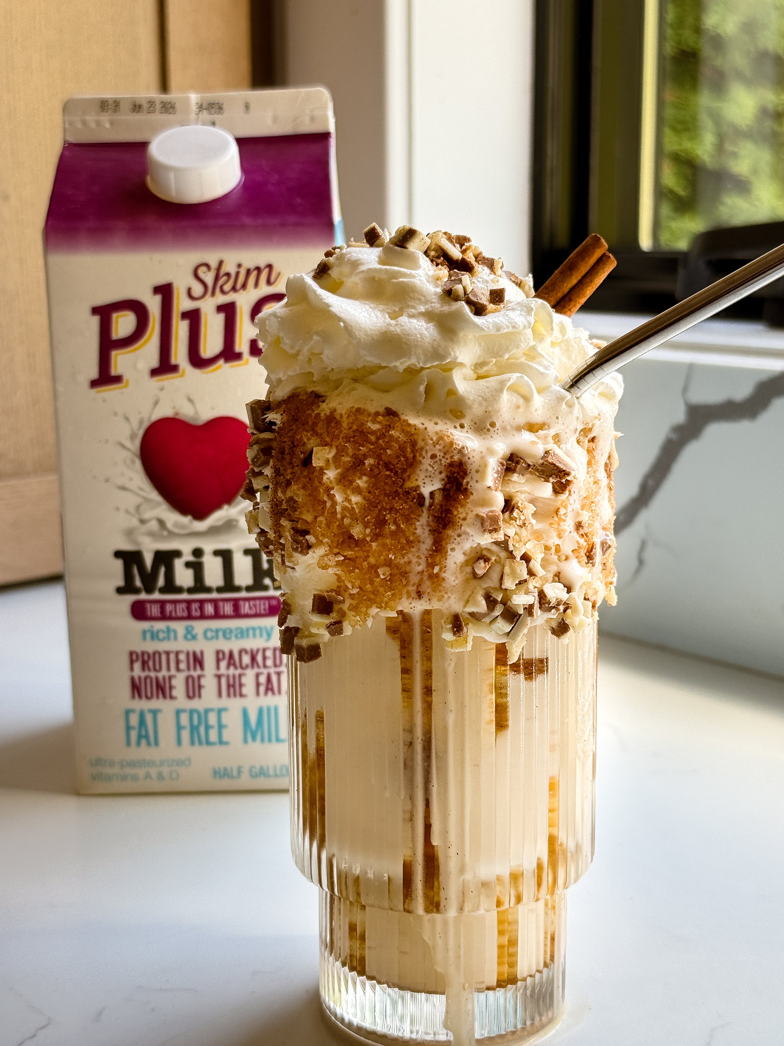 Cinnamon Roll Milkshake