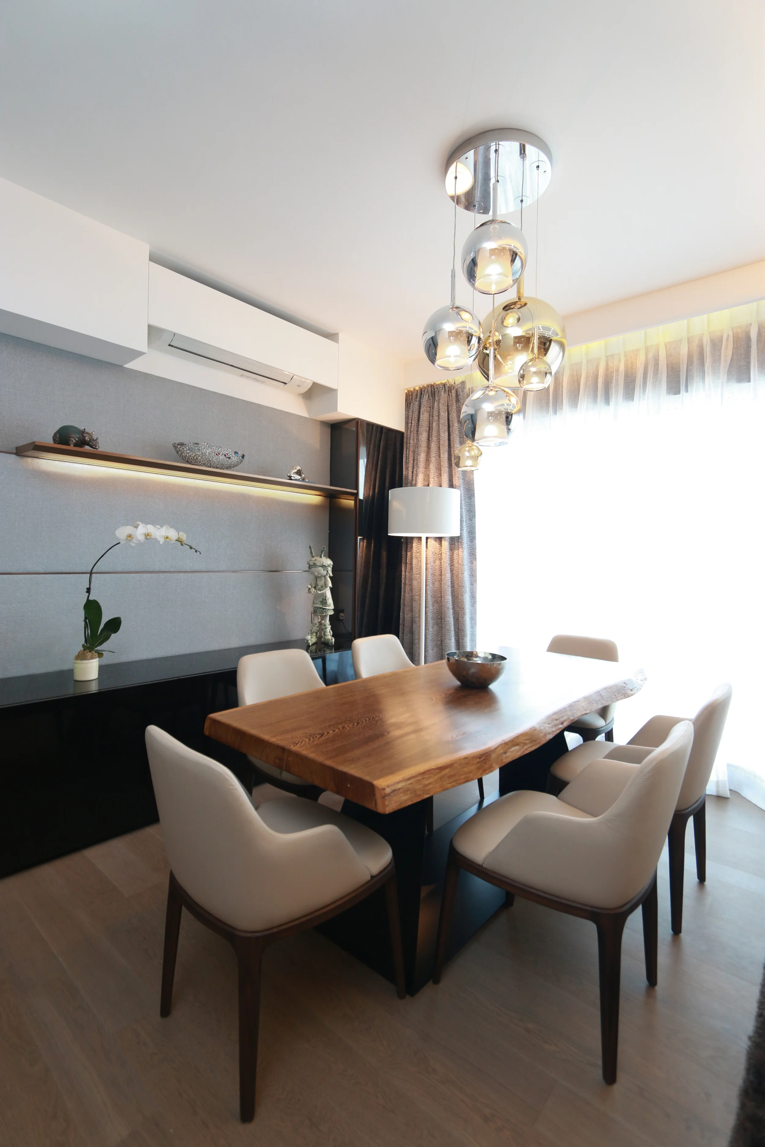 AZURA 2A Seymour Rd Dining Room.JPG